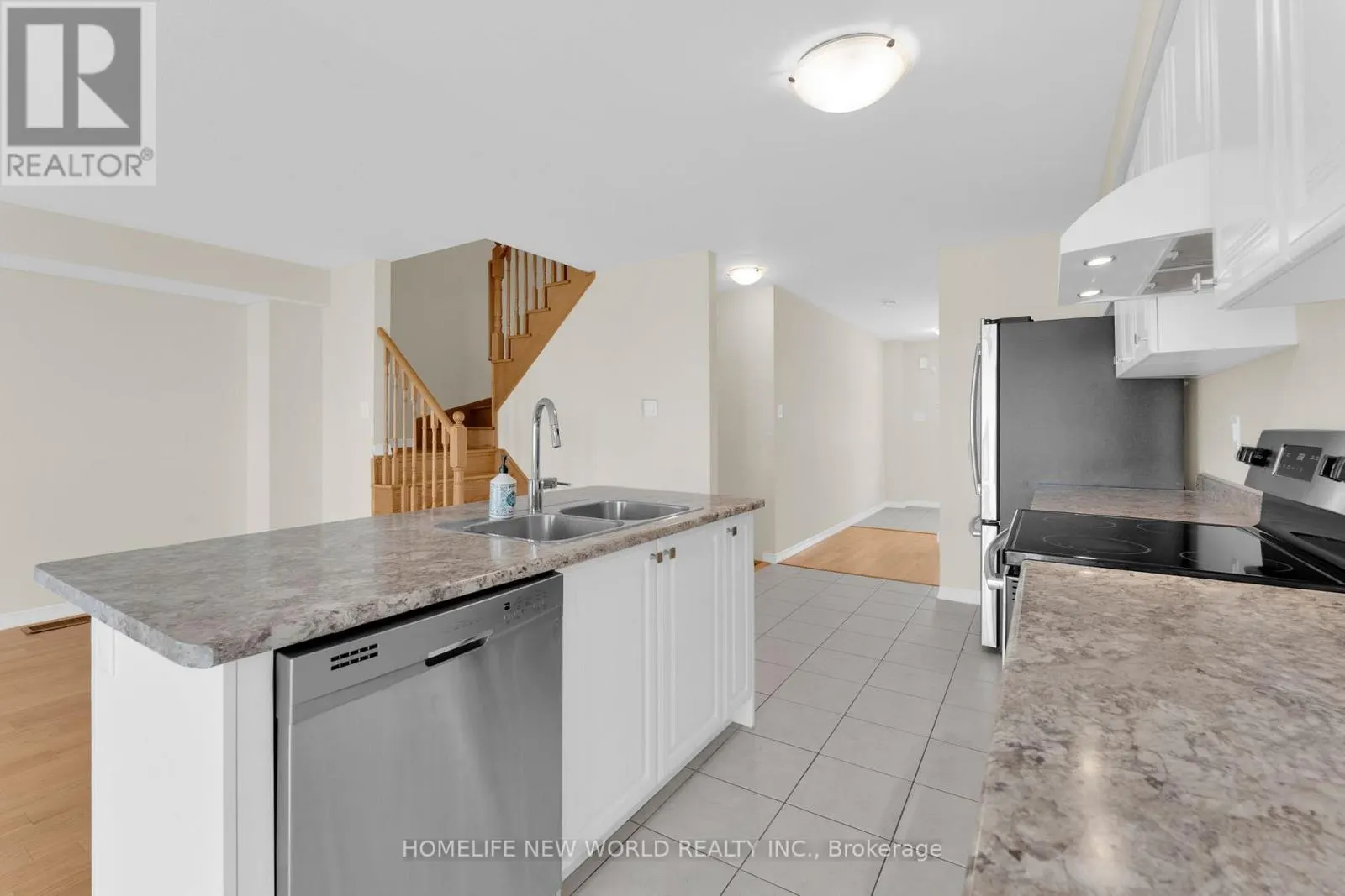 7744 DOCKWEED DRIVE