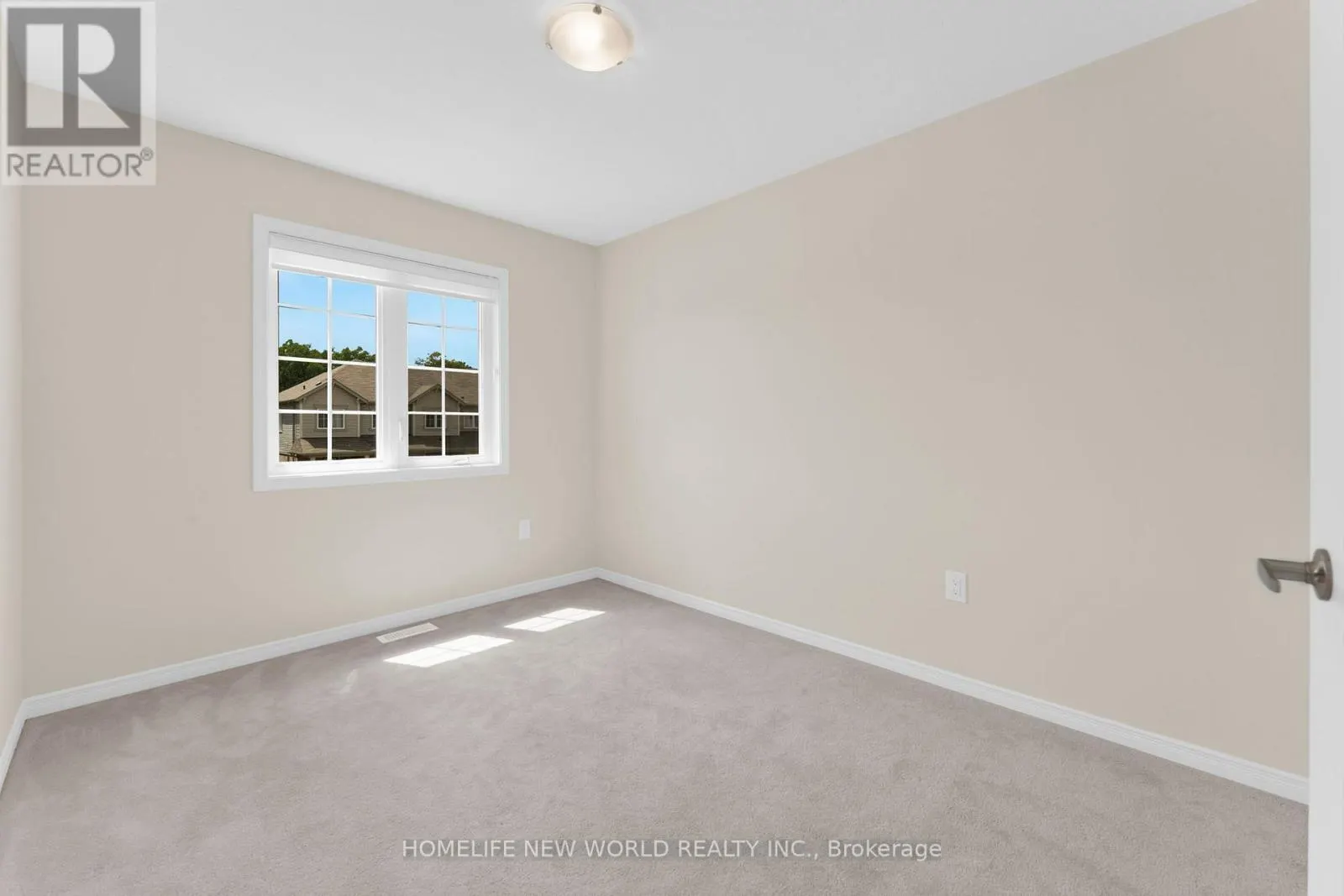 7744 DOCKWEED DRIVE