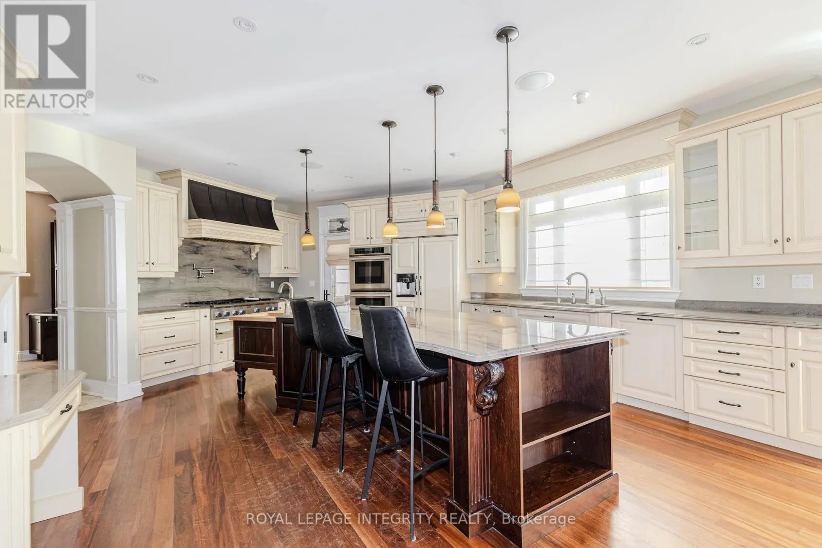1326 TERRACE RIDGE DRIVE