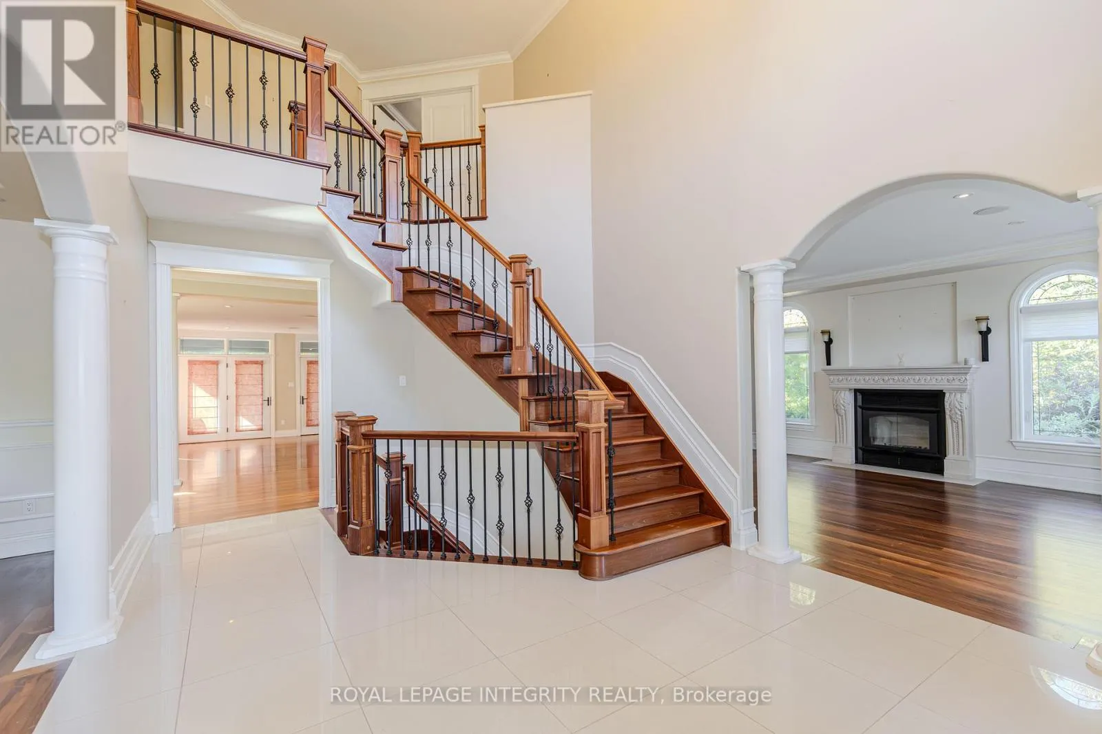 1326 TERRACE RIDGE DRIVE