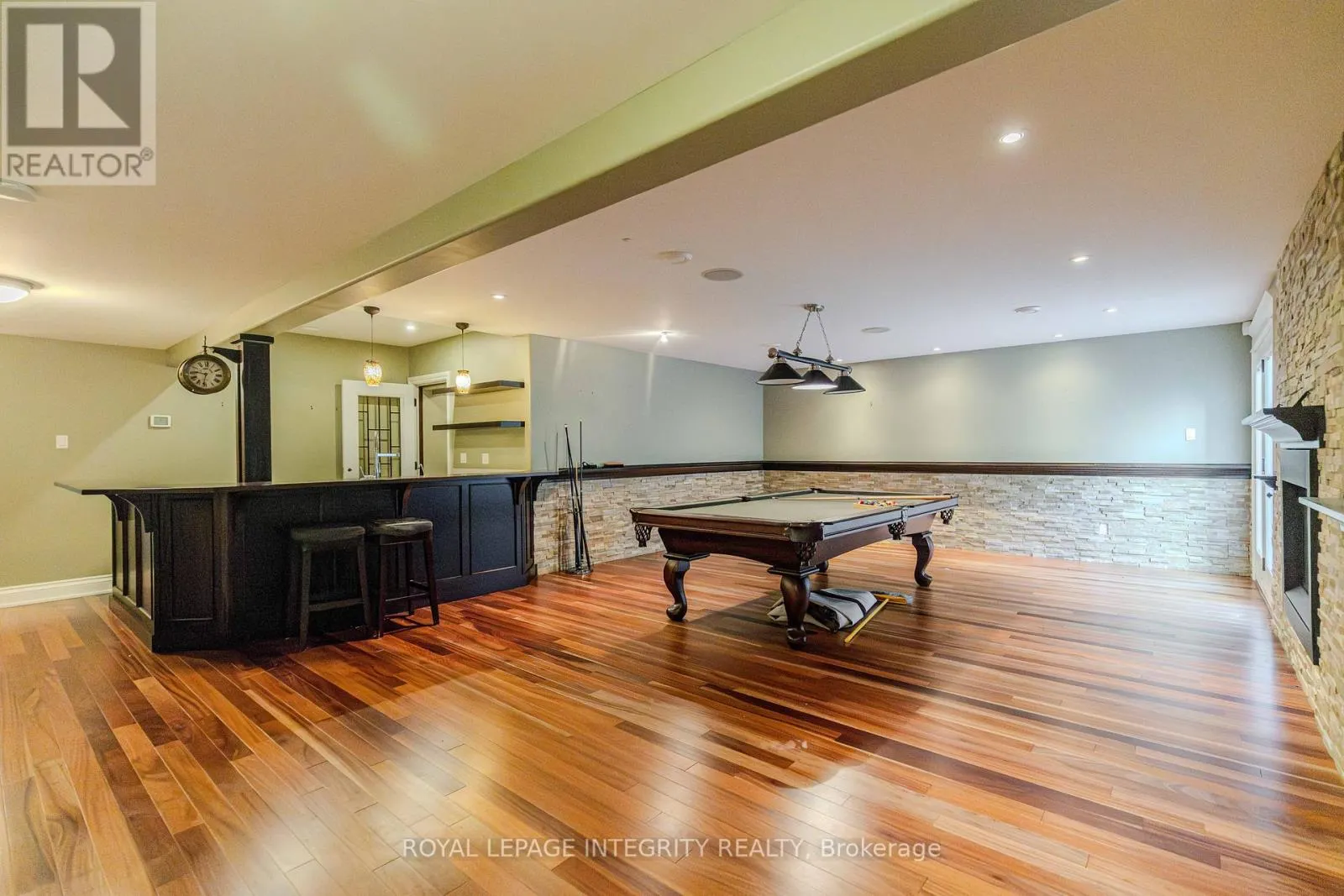 1326 TERRACE RIDGE DRIVE