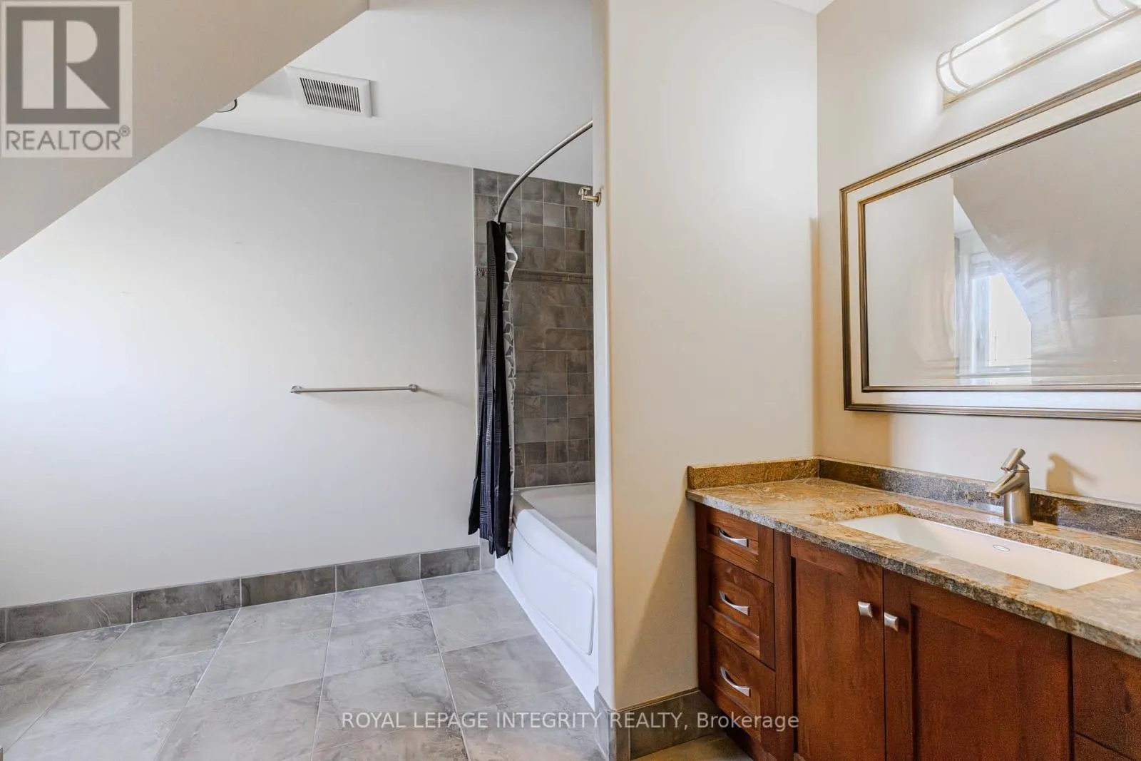 1326 TERRACE RIDGE DRIVE