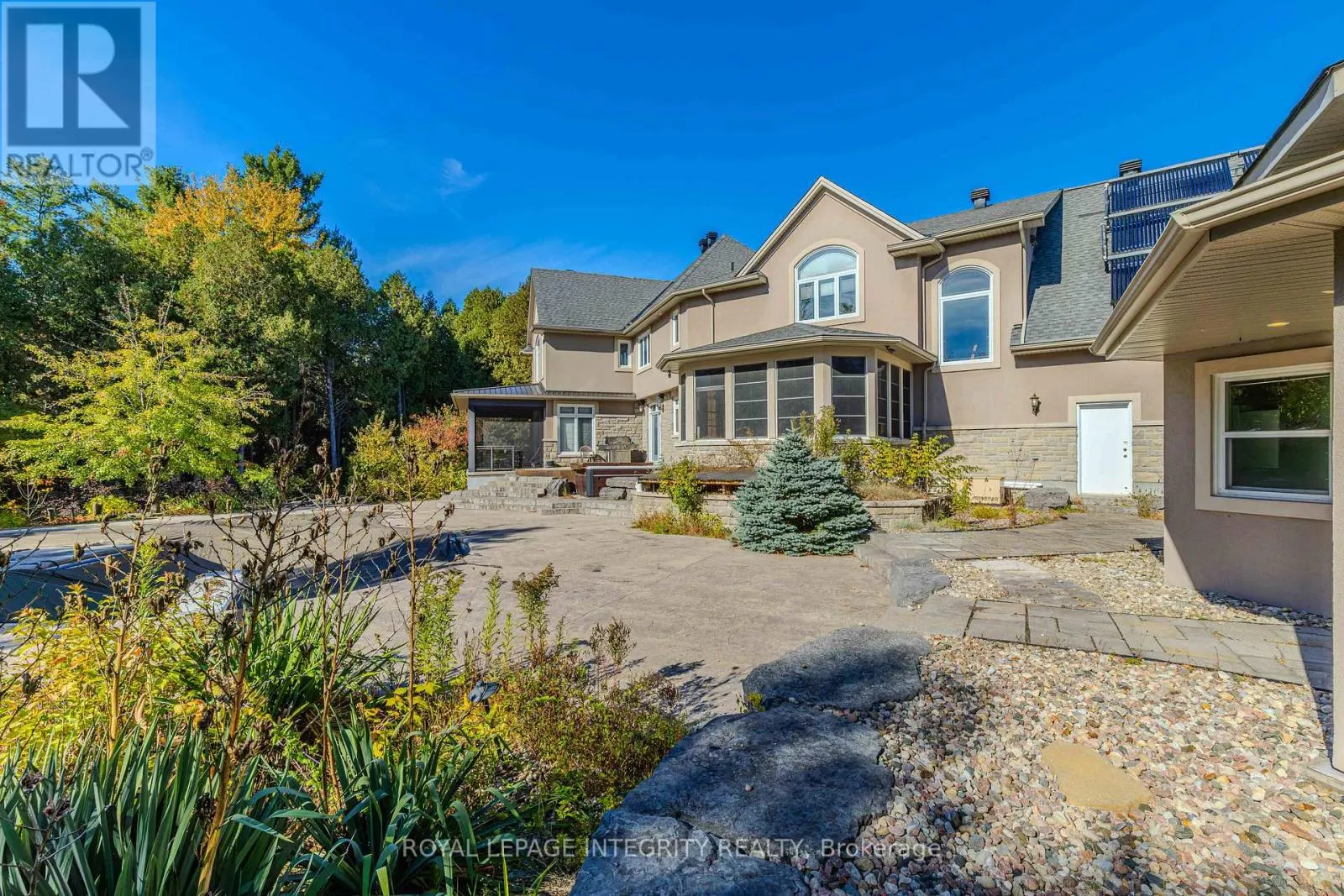 1326 TERRACE RIDGE DRIVE