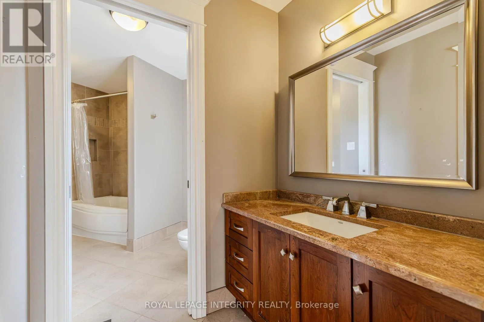 1326 TERRACE RIDGE DRIVE