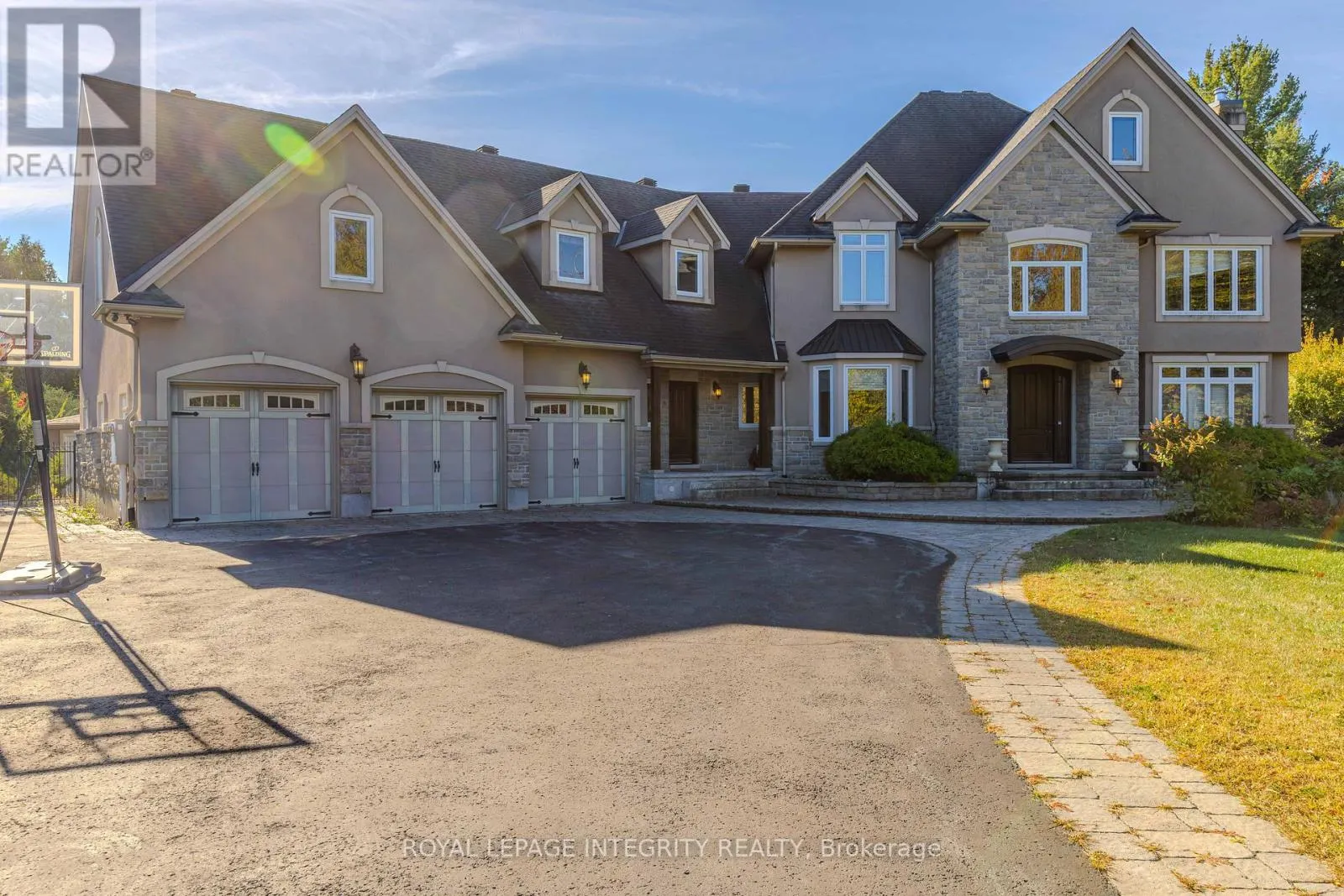 1326 TERRACE RIDGE DRIVE