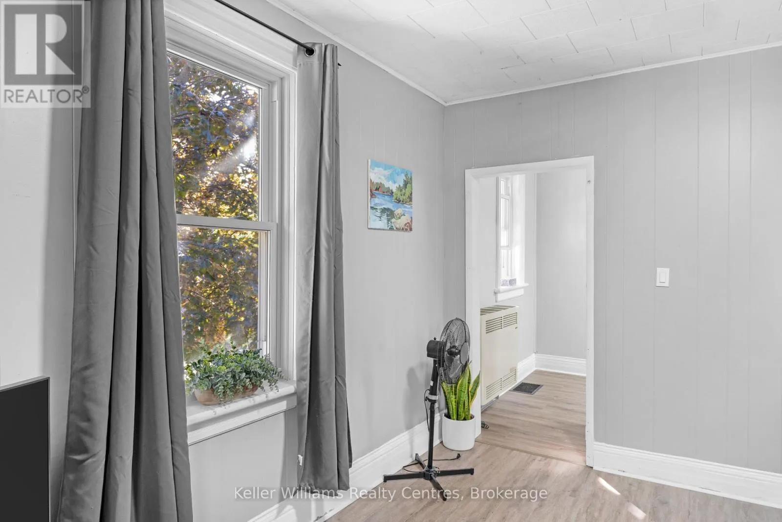 502 & 504 9TH STREET W