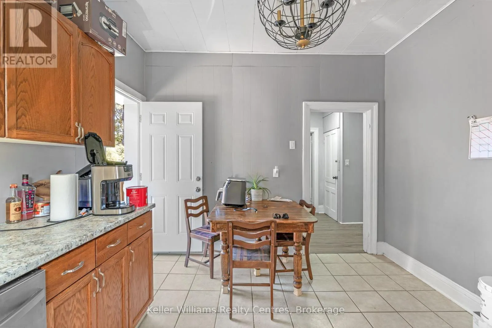 502 & 504 9TH STREET W