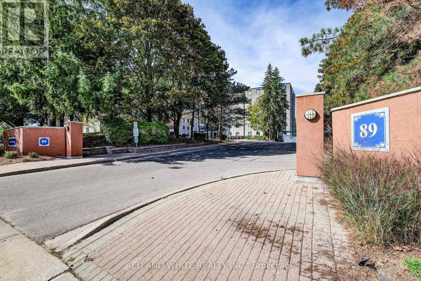405 - 89 WESTWOOD ROAD
