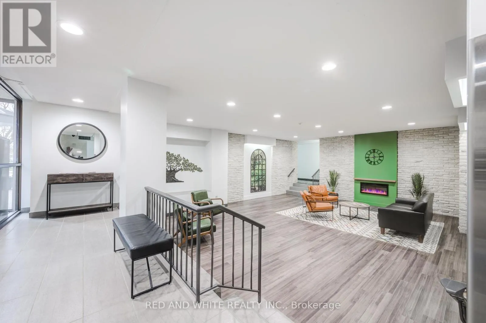 405 - 89 WESTWOOD ROAD