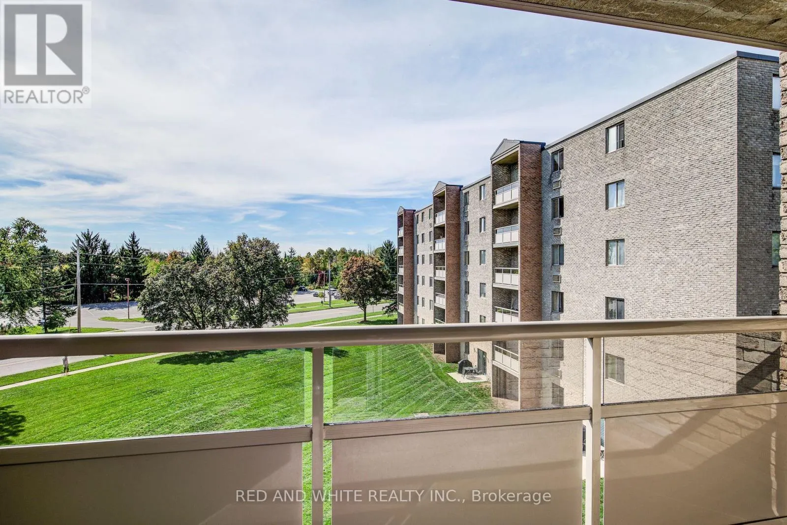 405 - 89 WESTWOOD ROAD