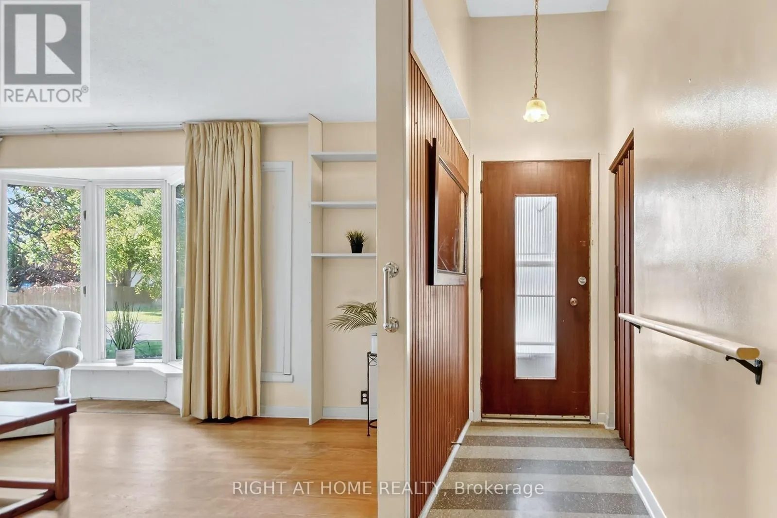 6 HIGWOOD DRIVE