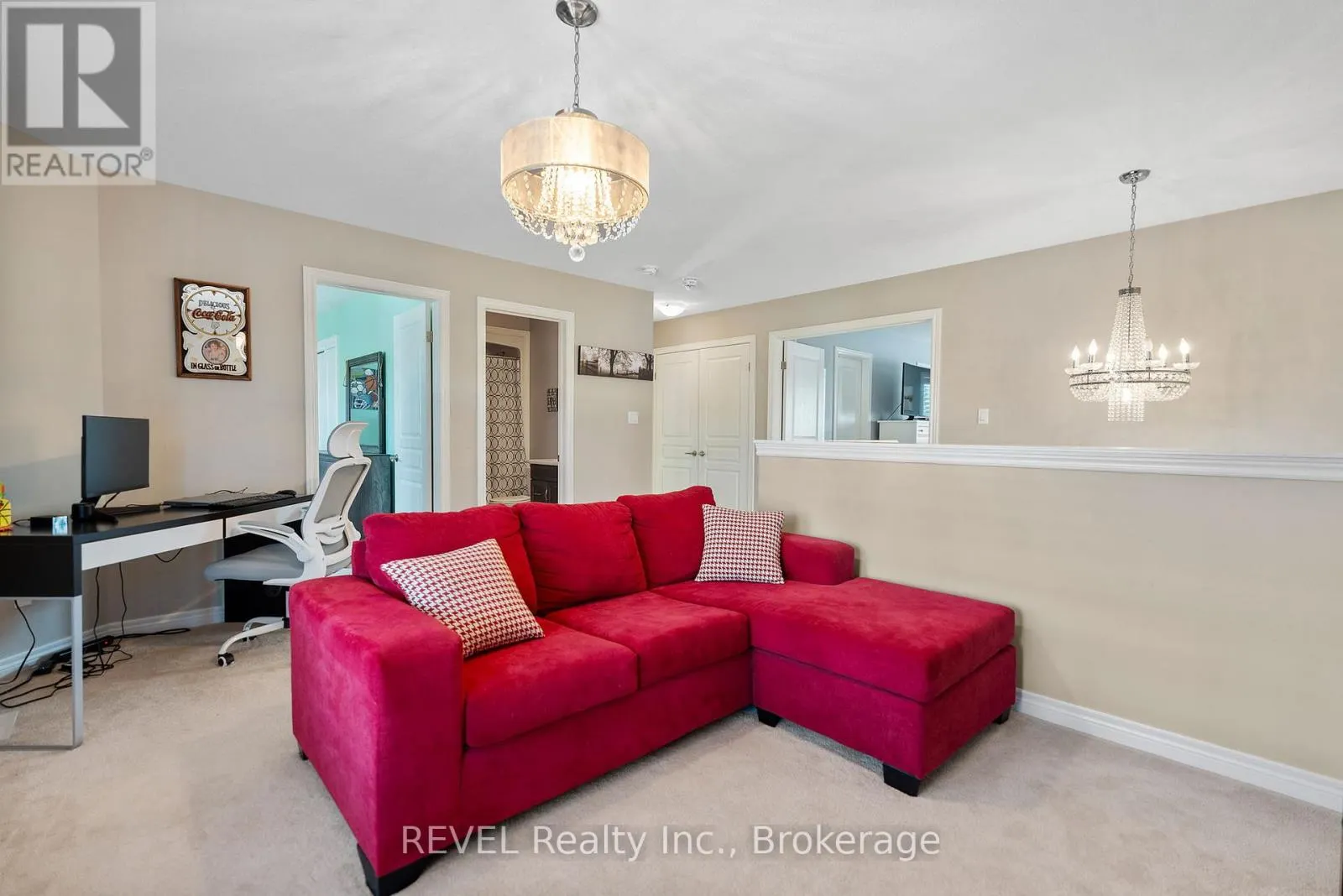 477 SILVERWOOD AVENUE