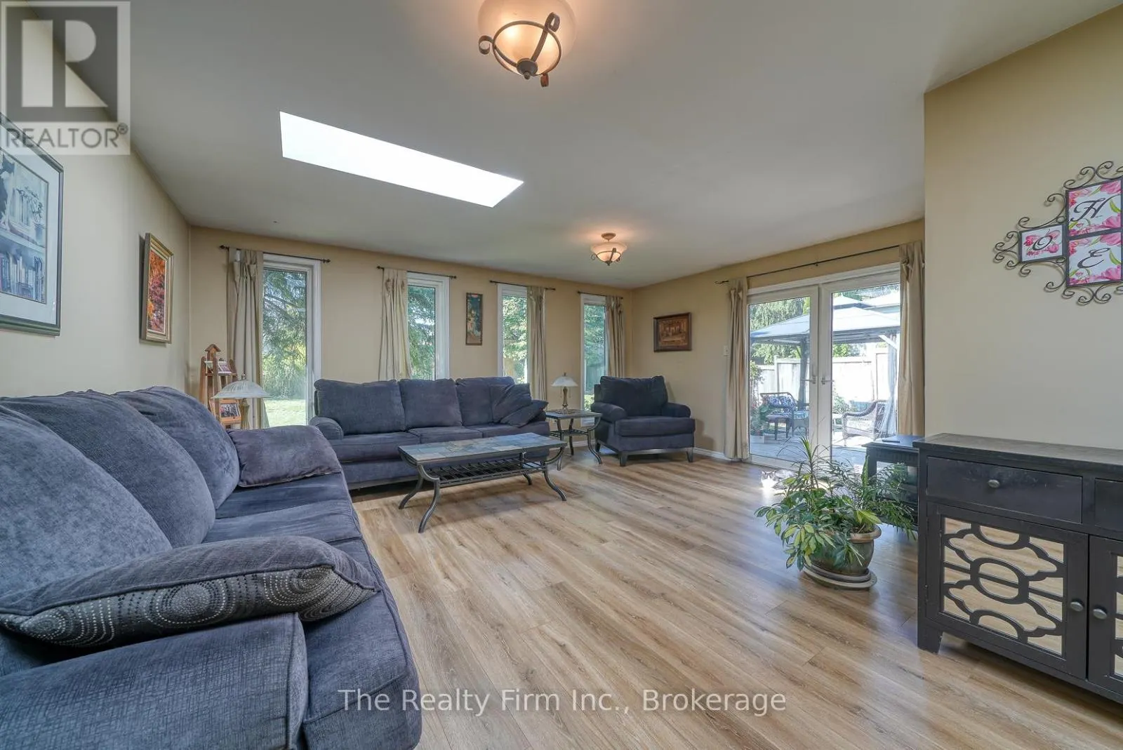 255 CARTIER DRIVE