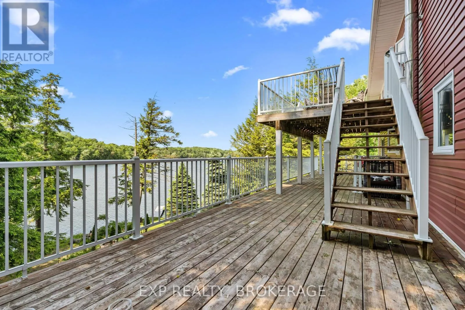 5525 RIDEAU ROAD