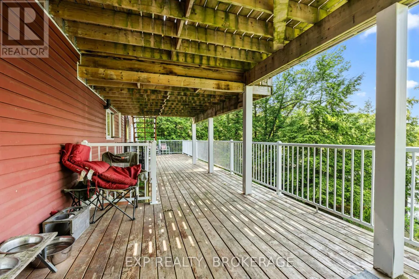 5525 RIDEAU ROAD
