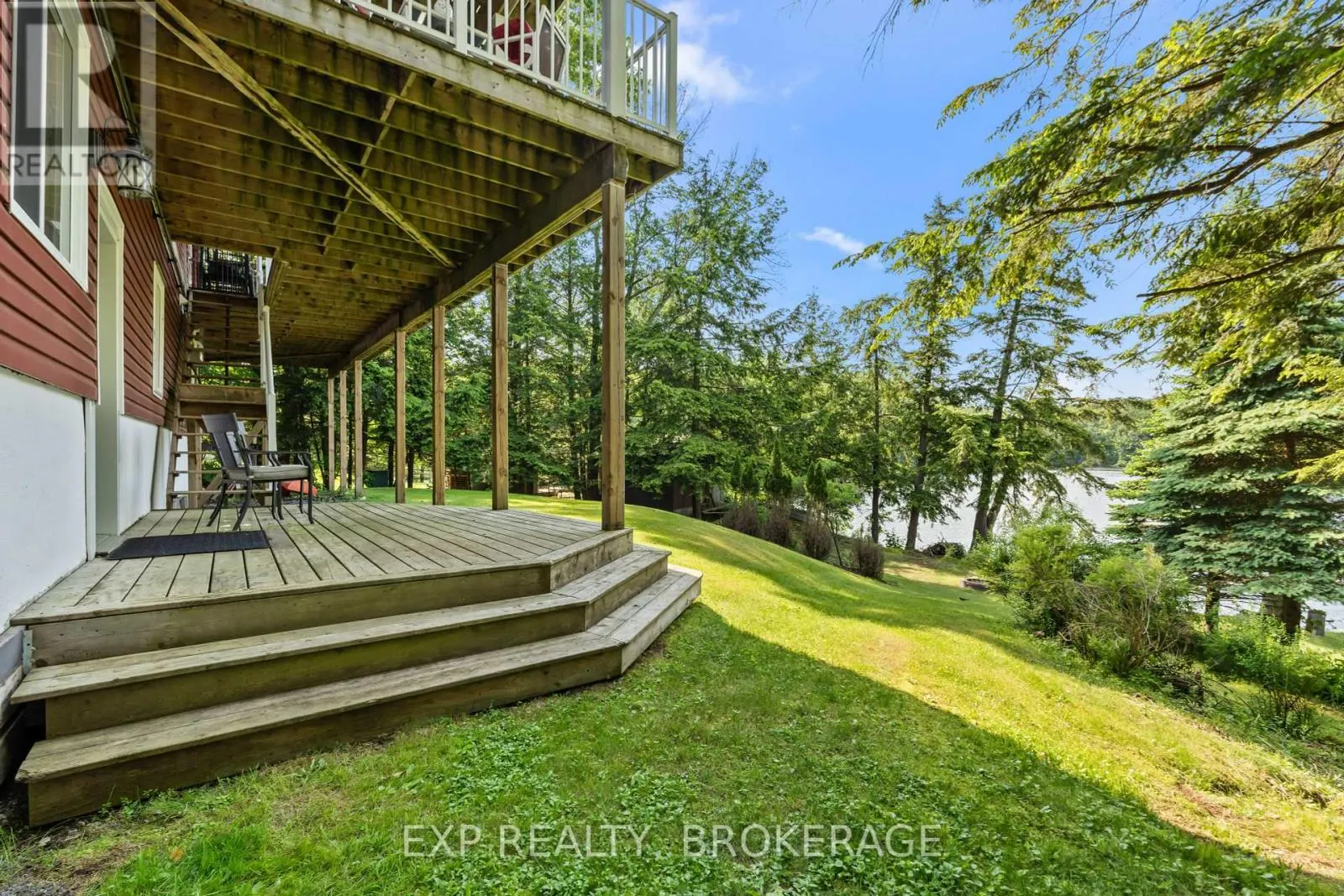 5525 RIDEAU ROAD