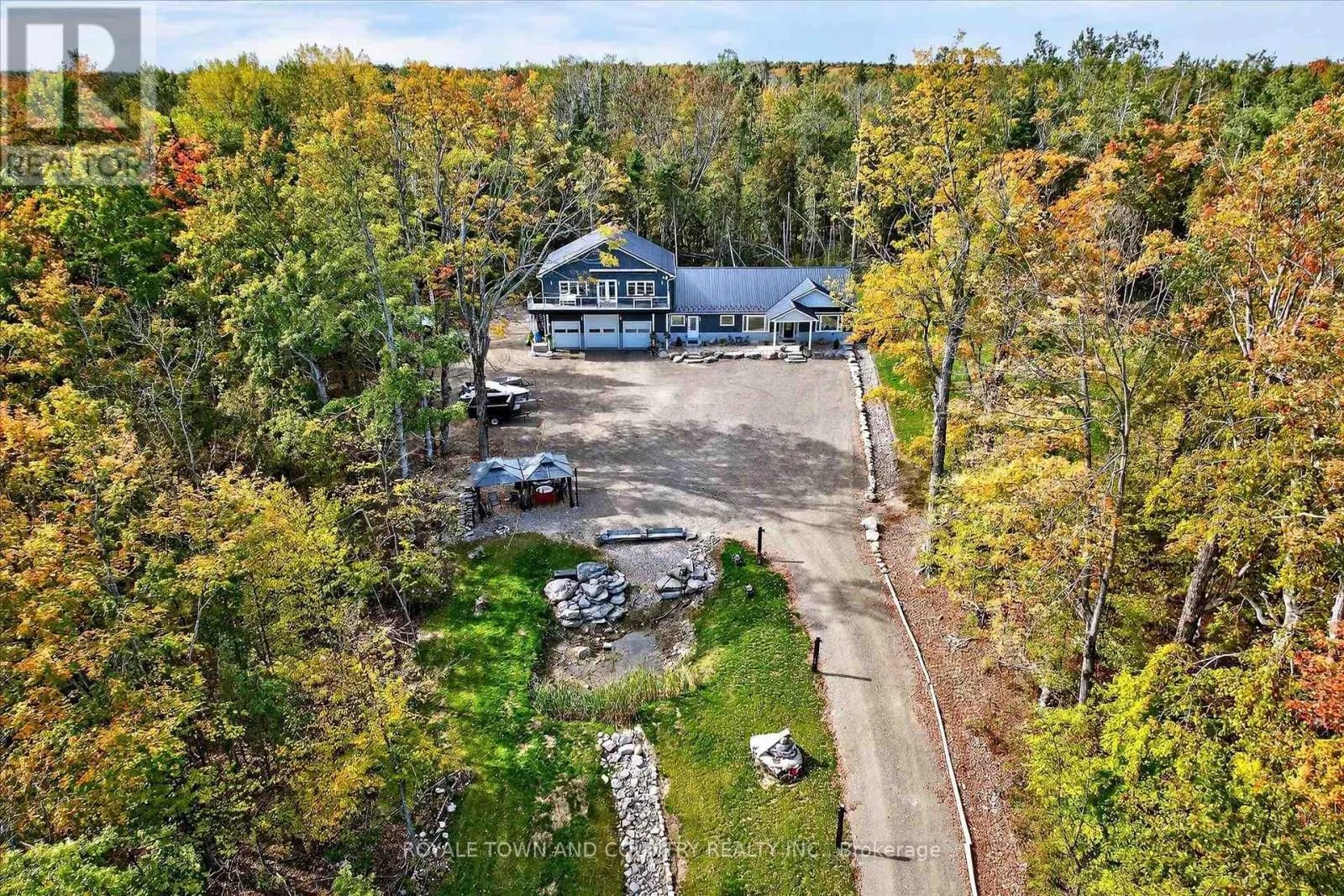 9 LYTLE LANE