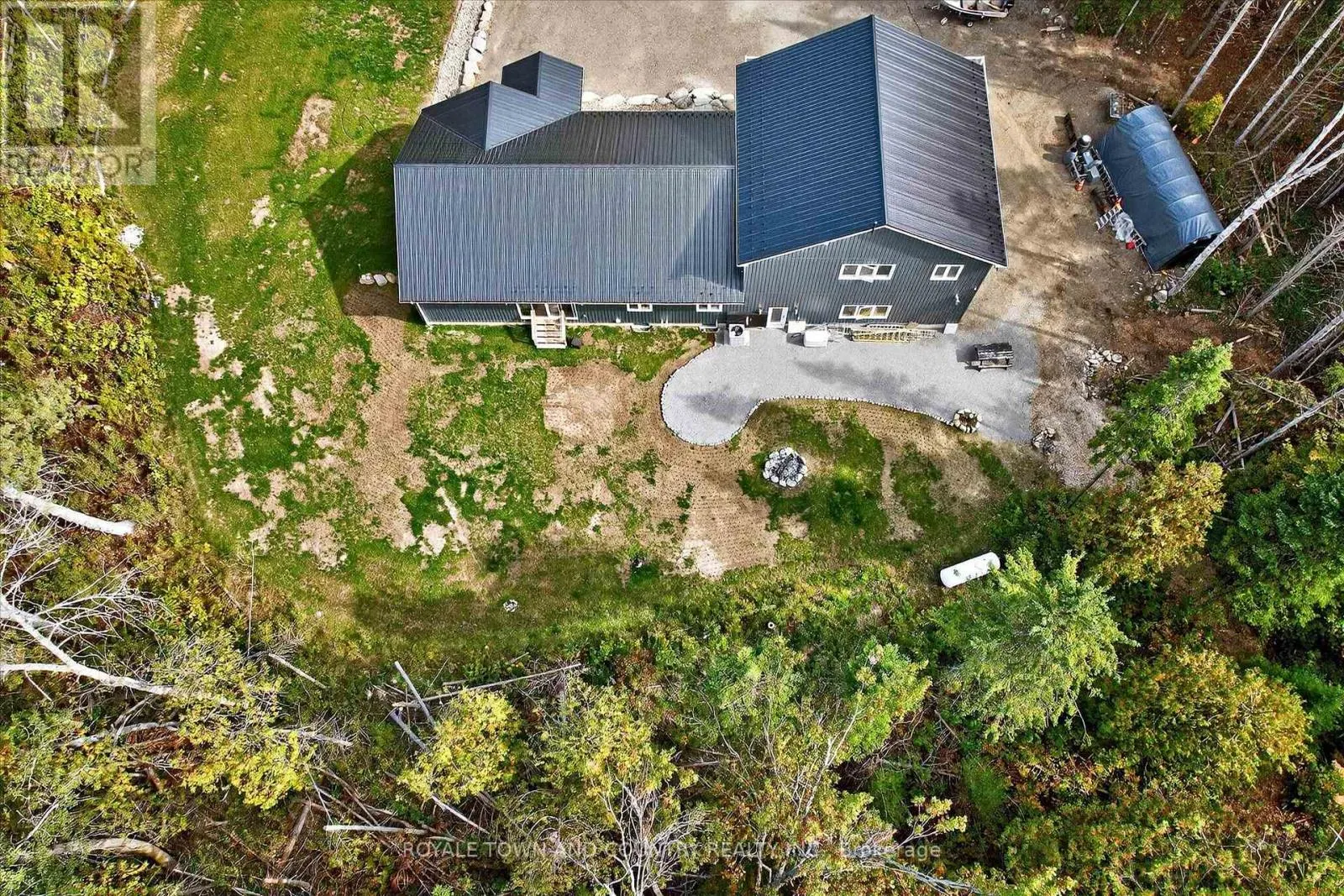 9 LYTLE LANE