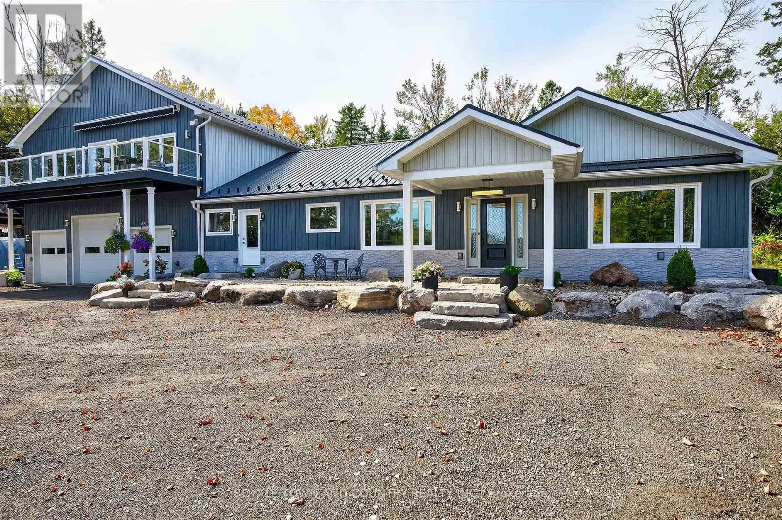 9 LYTLE LANE