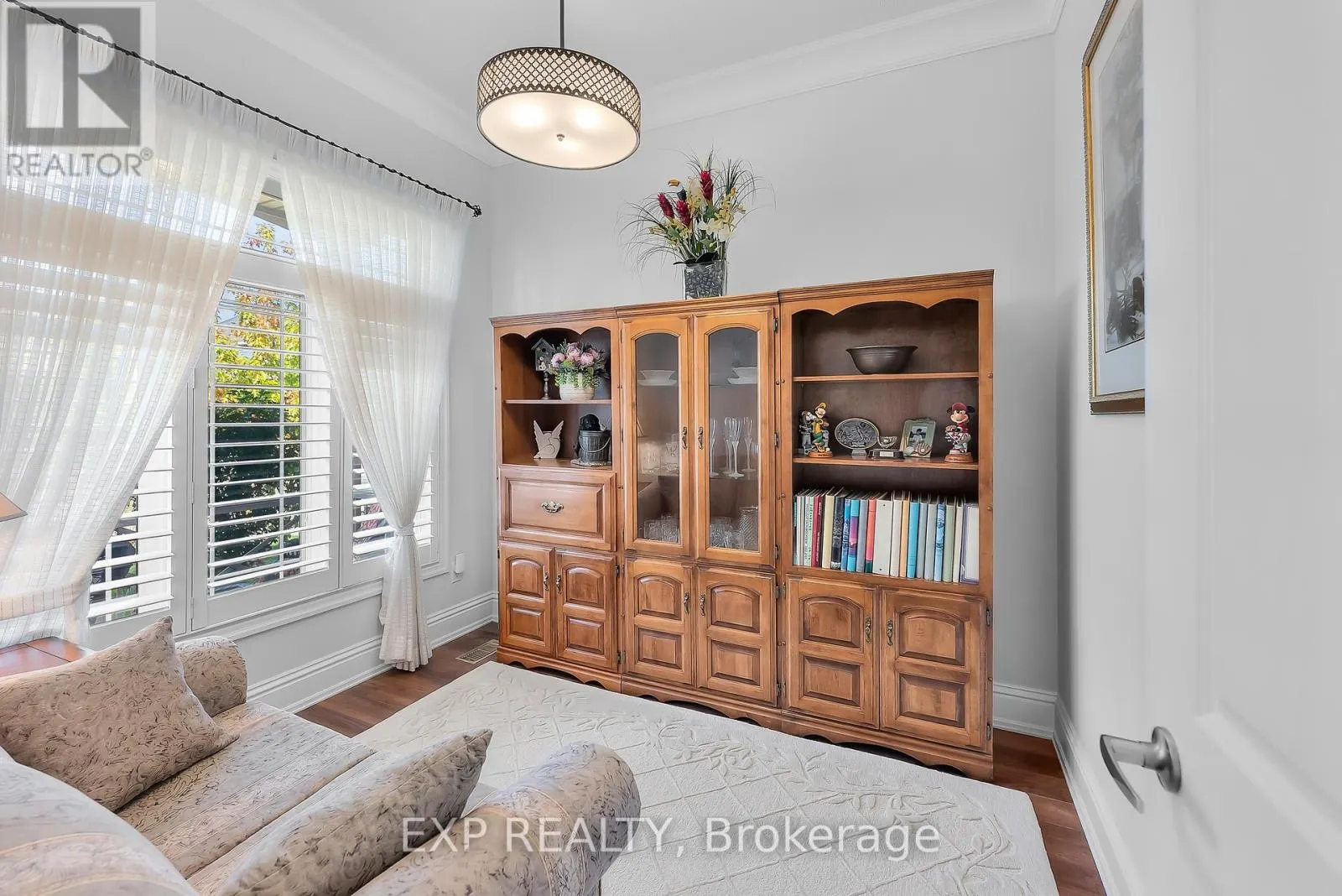 78 ANGELA CRESCENT