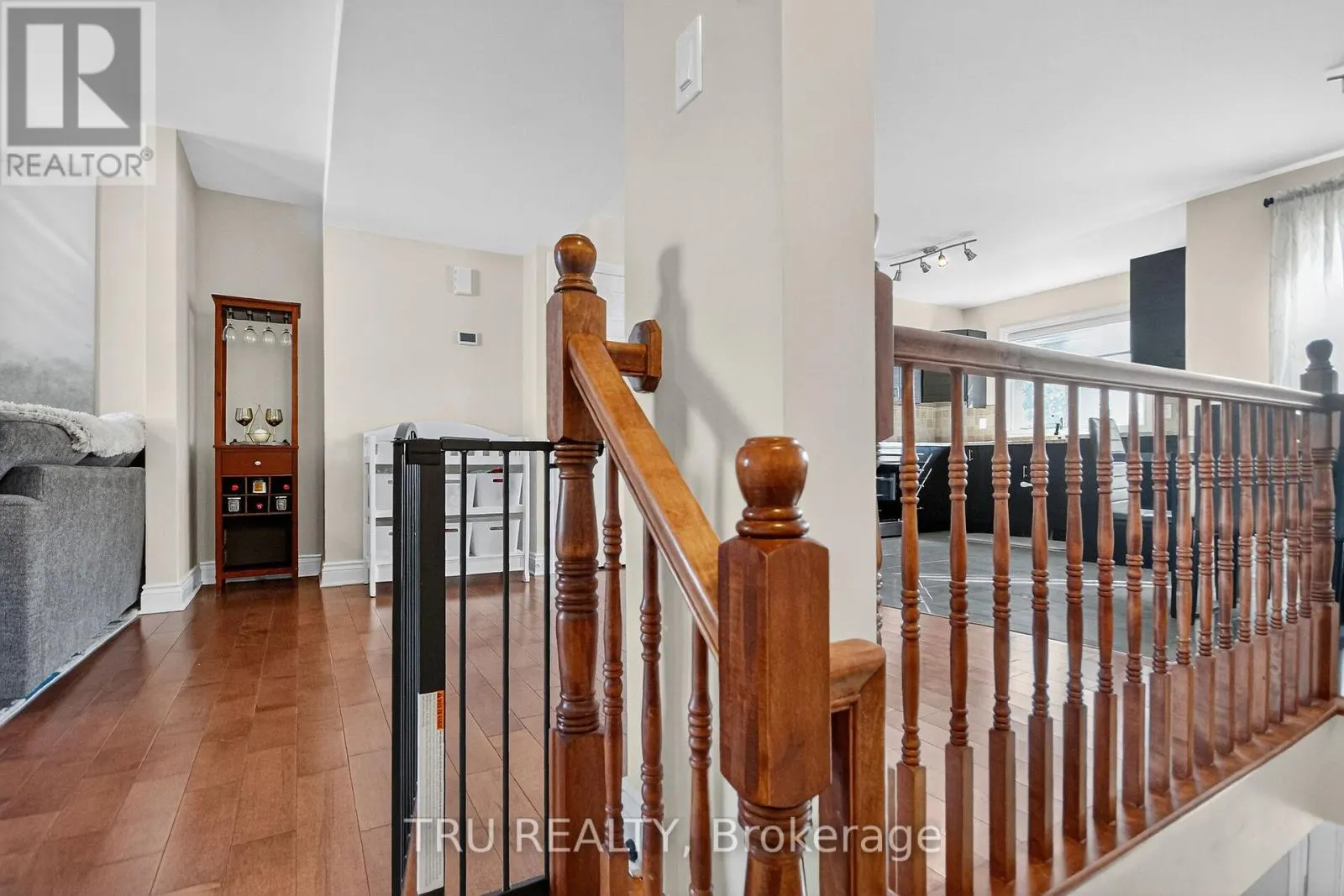 2642 PALINGS PRIVATE