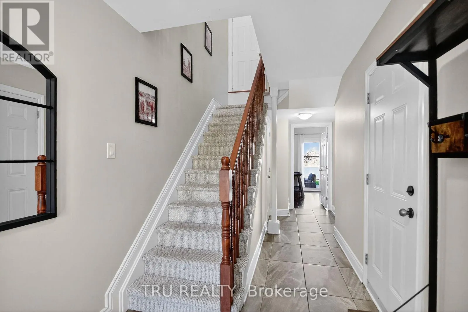 2642 PALINGS PRIVATE