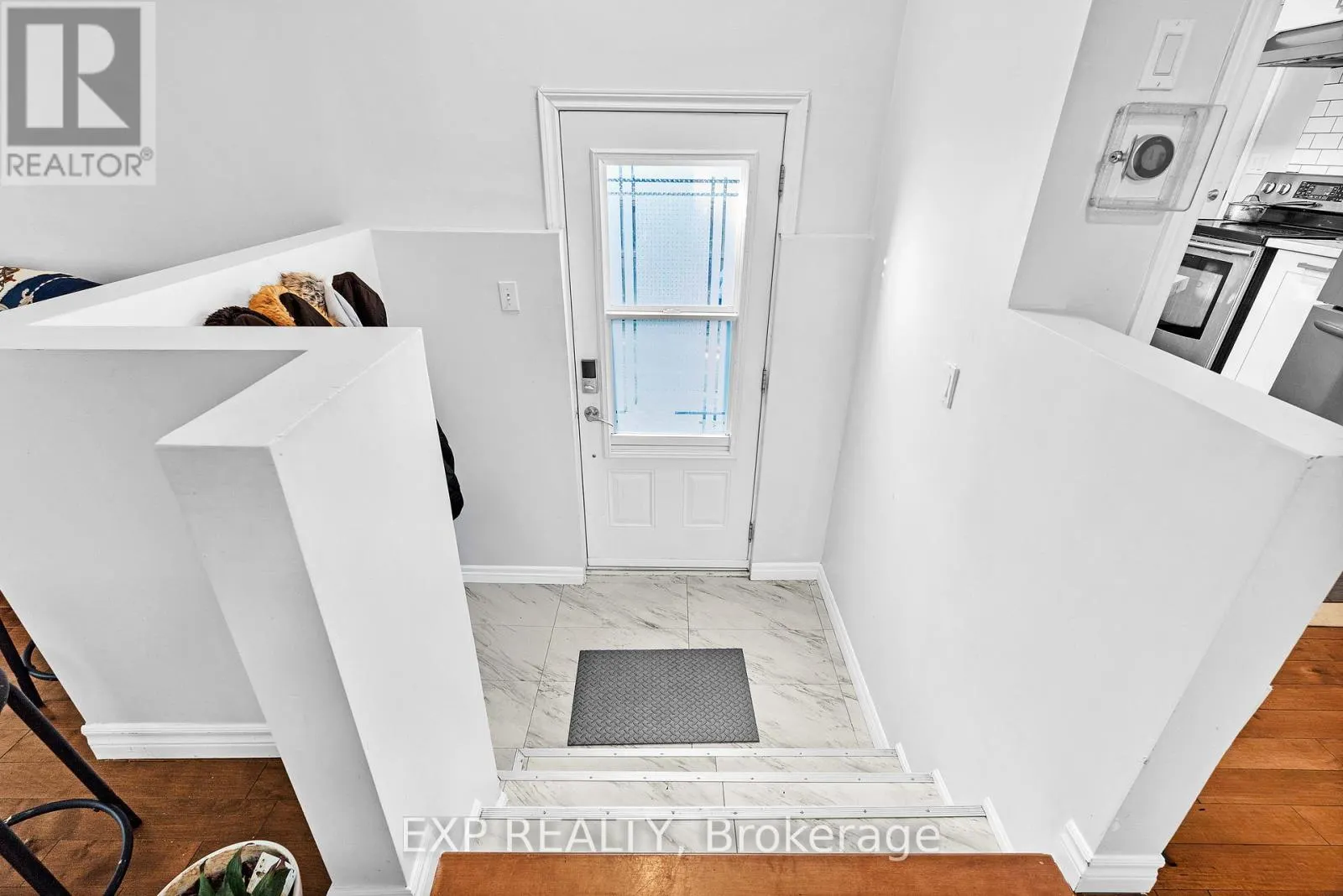 41 ALMA STREET N