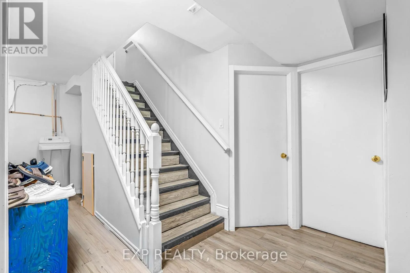 41 ALMA STREET N