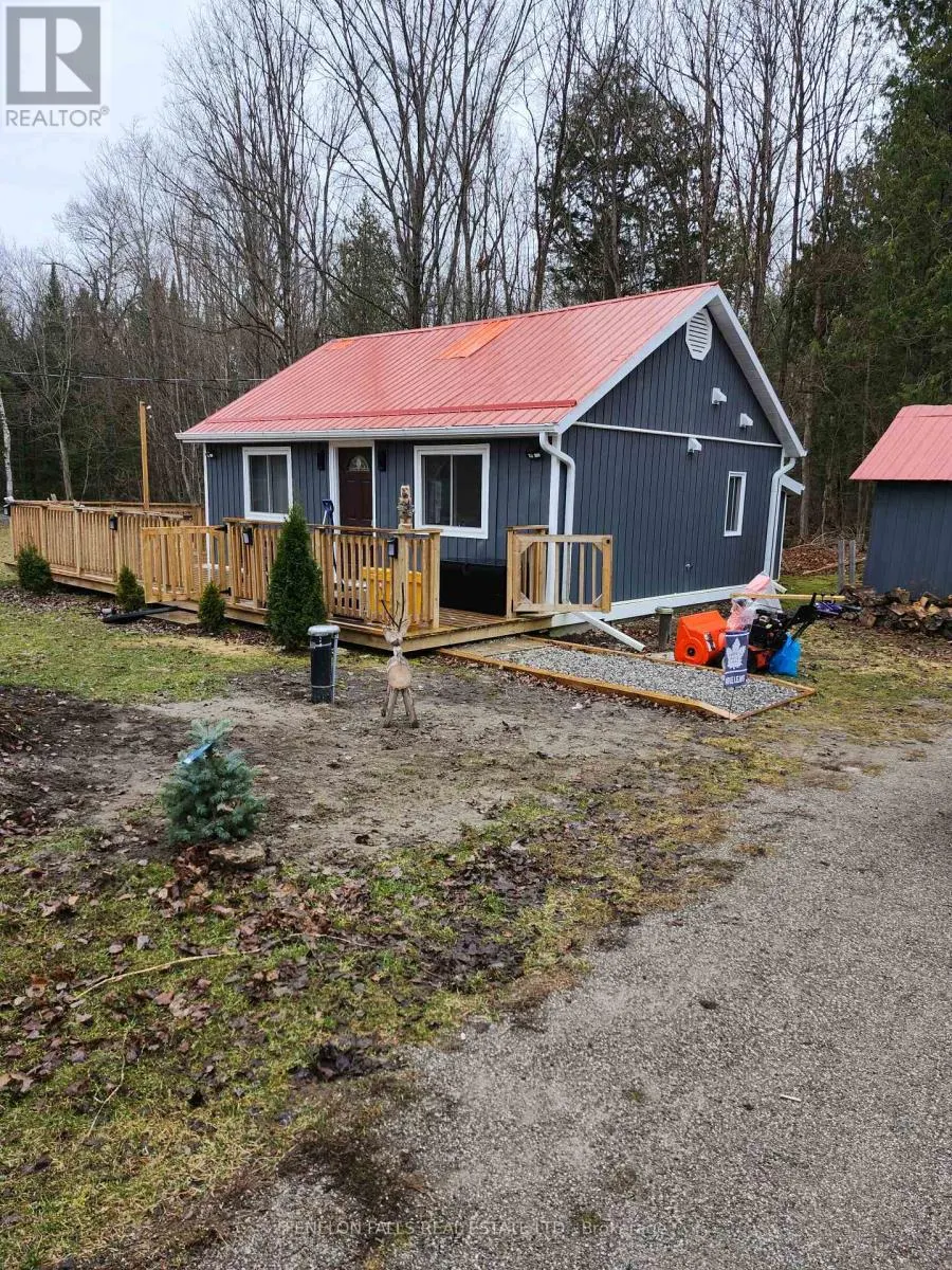 1699 COUNTY ROAD 121 N
