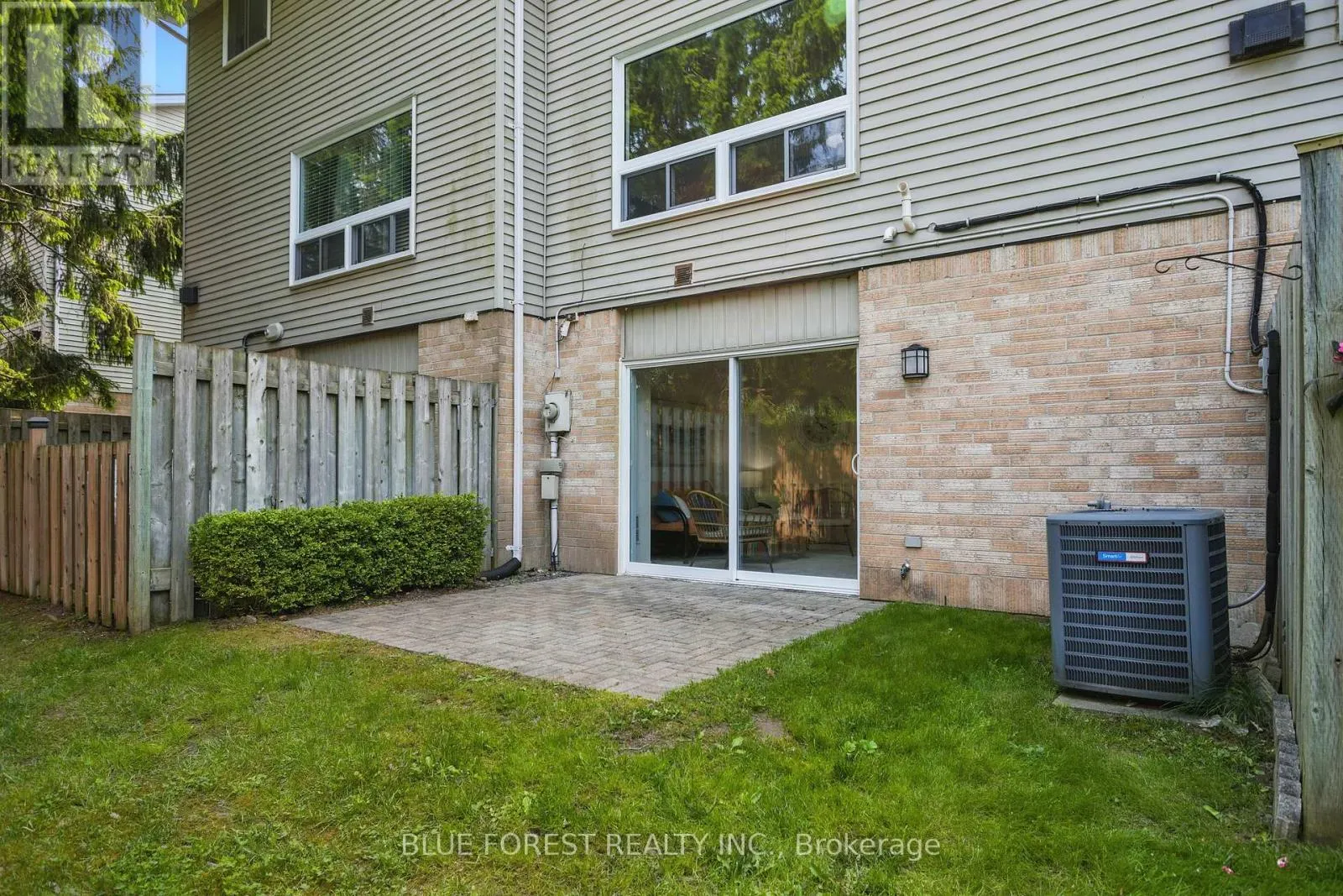 82 - 1990 WAVELL STREET, #82