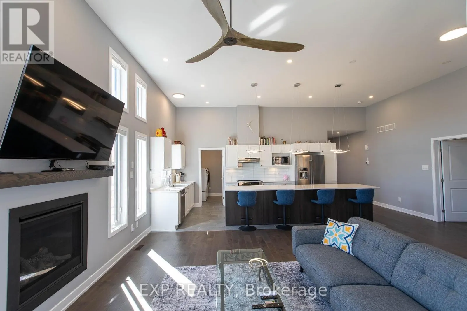 111 FRANK FISHER CRESCENT