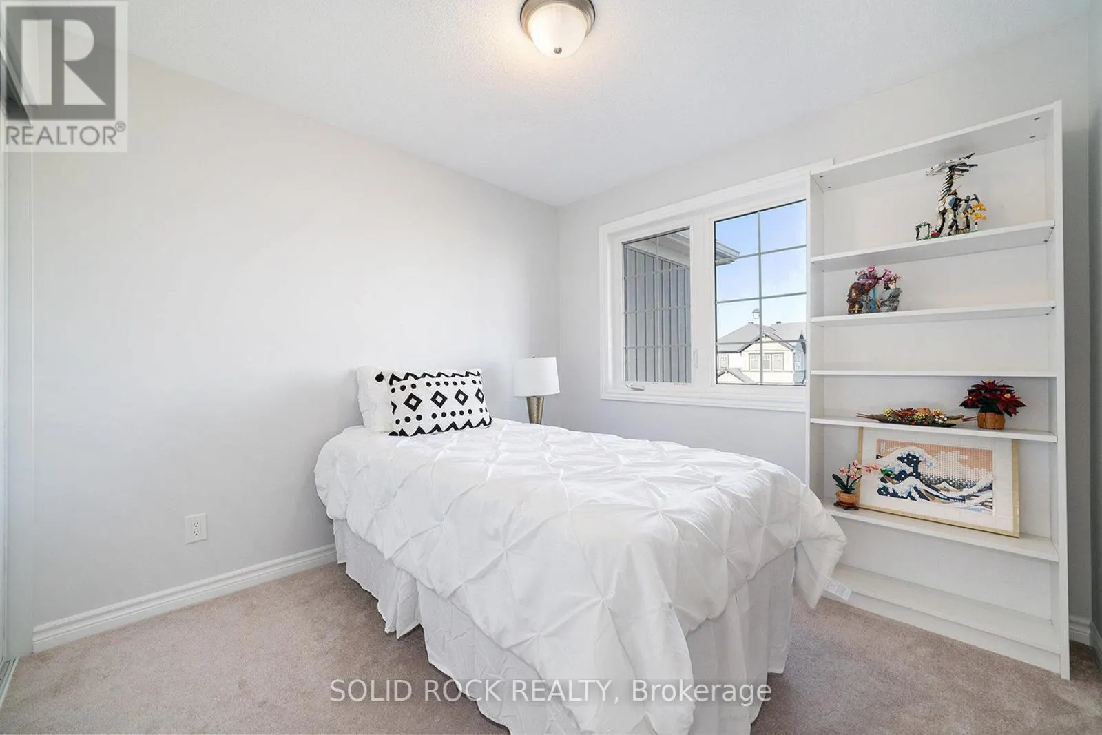 380 ROUNCEY ROAD