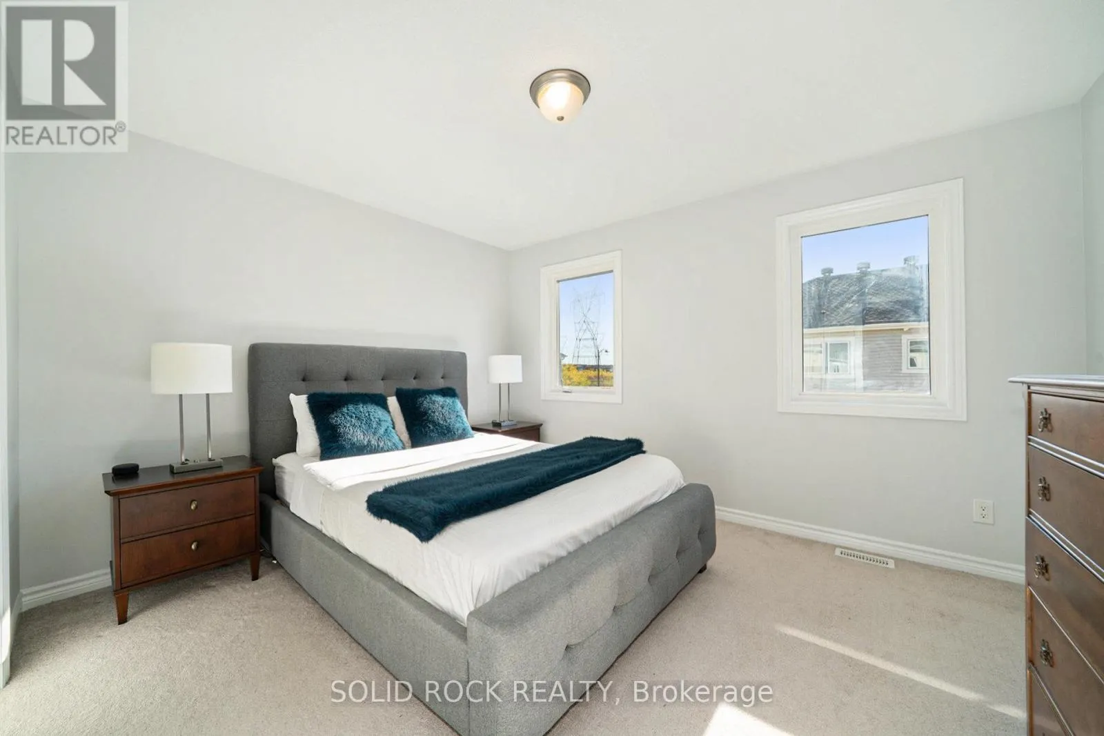 380 ROUNCEY ROAD
