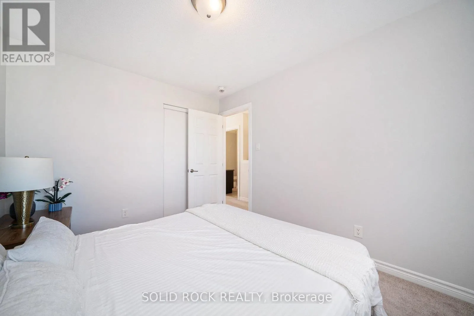 380 ROUNCEY ROAD