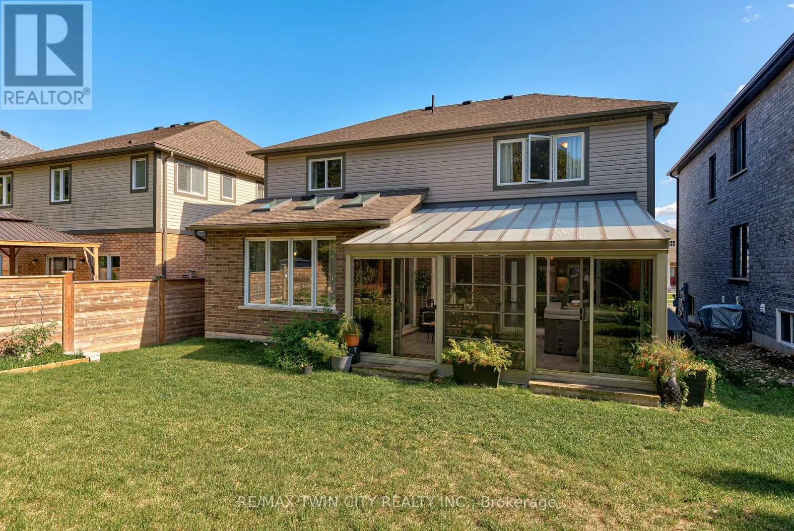 138 EAGLECREST STREET