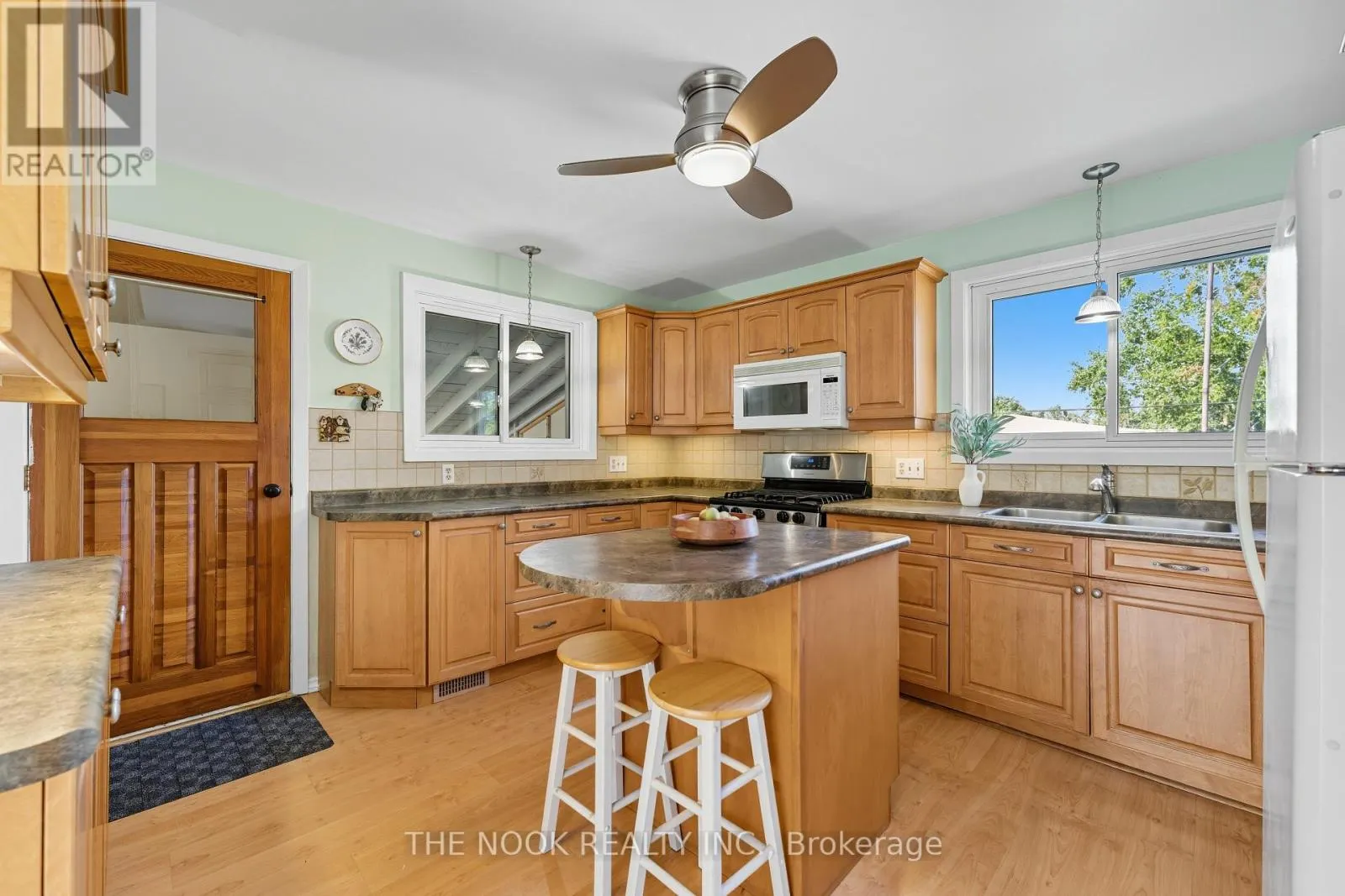 288 COLLISON CRESCENT