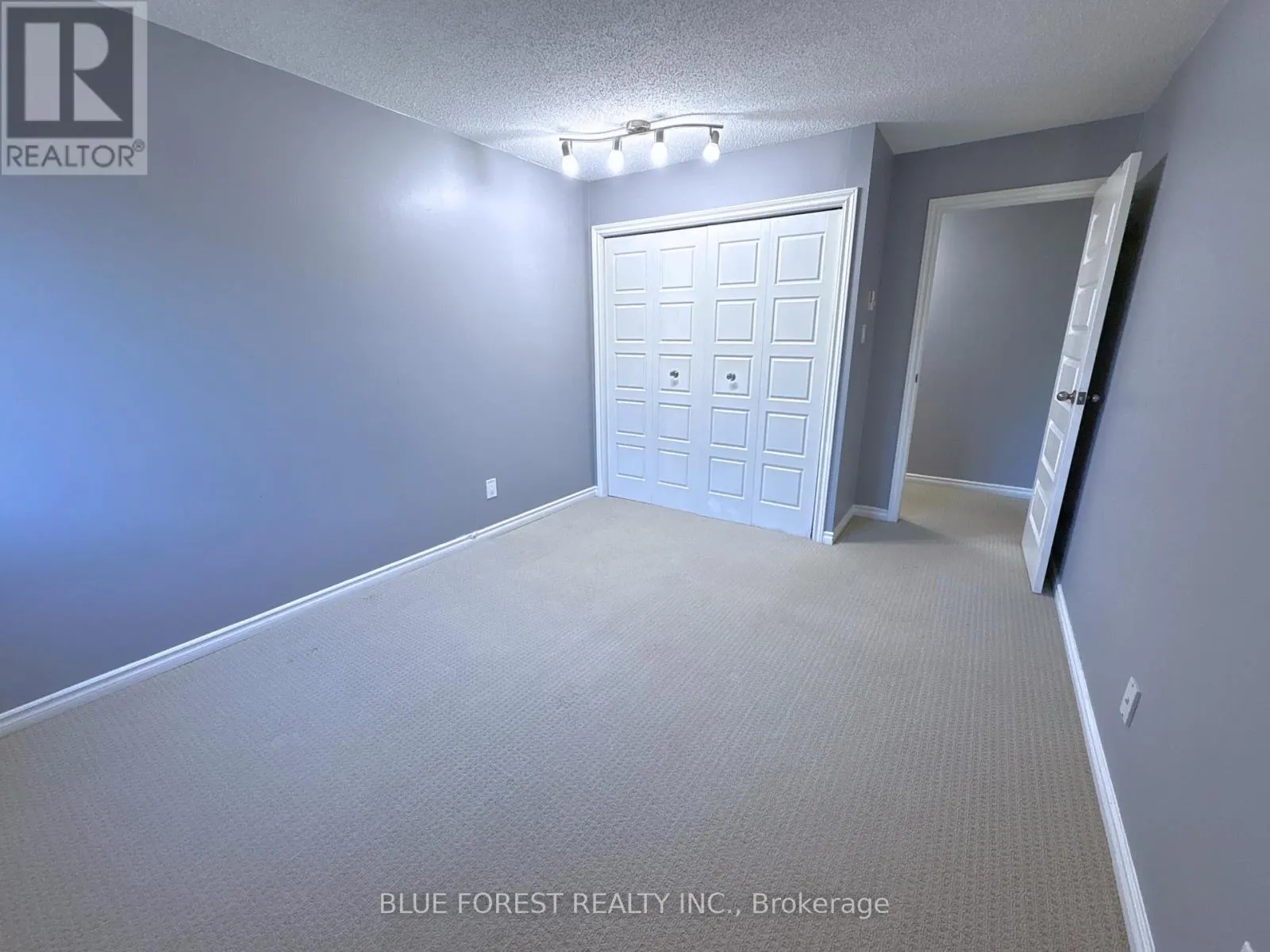 207 - 739 DEVERON CRESCENT, #207