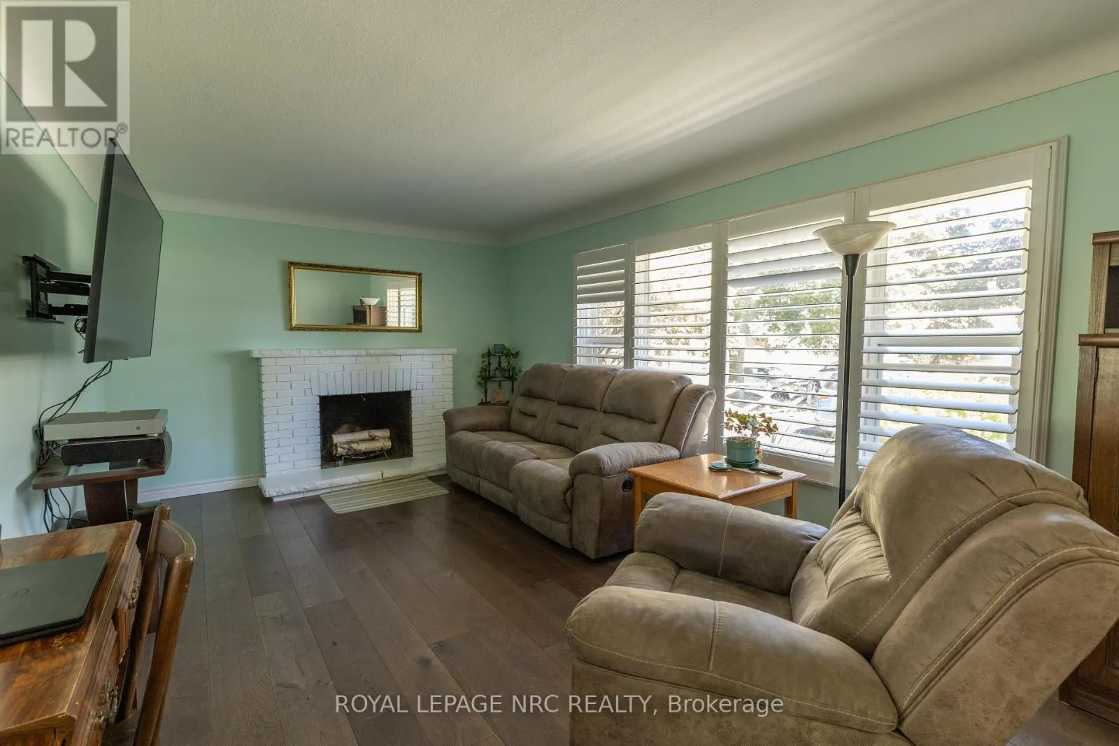11 BROOKDALE AVENUE