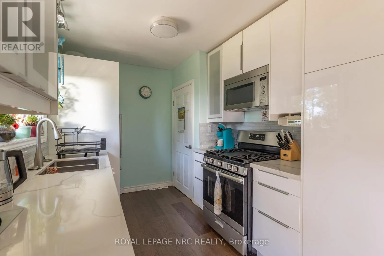 11 BROOKDALE AVENUE