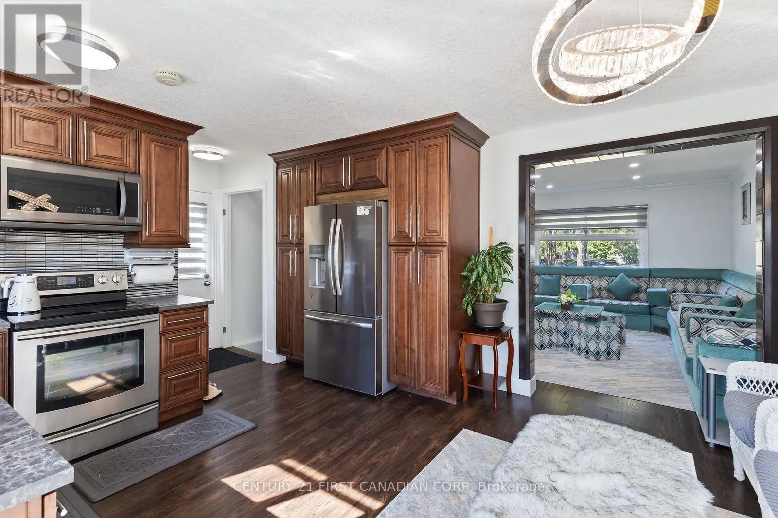 172 GOLFDALE CRESCENT