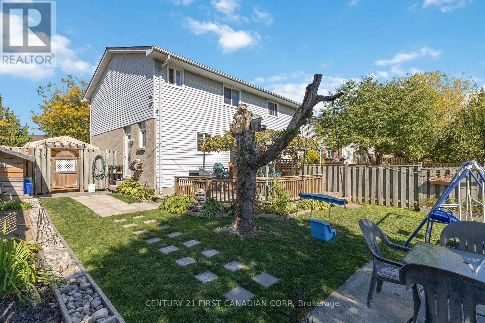 172 GOLFDALE CRESCENT