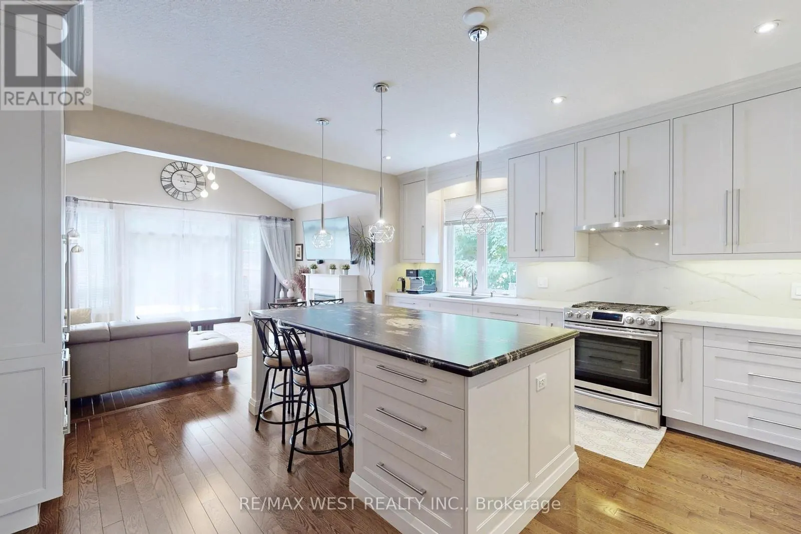 9 ABERFOYLE MILL CRESCENT