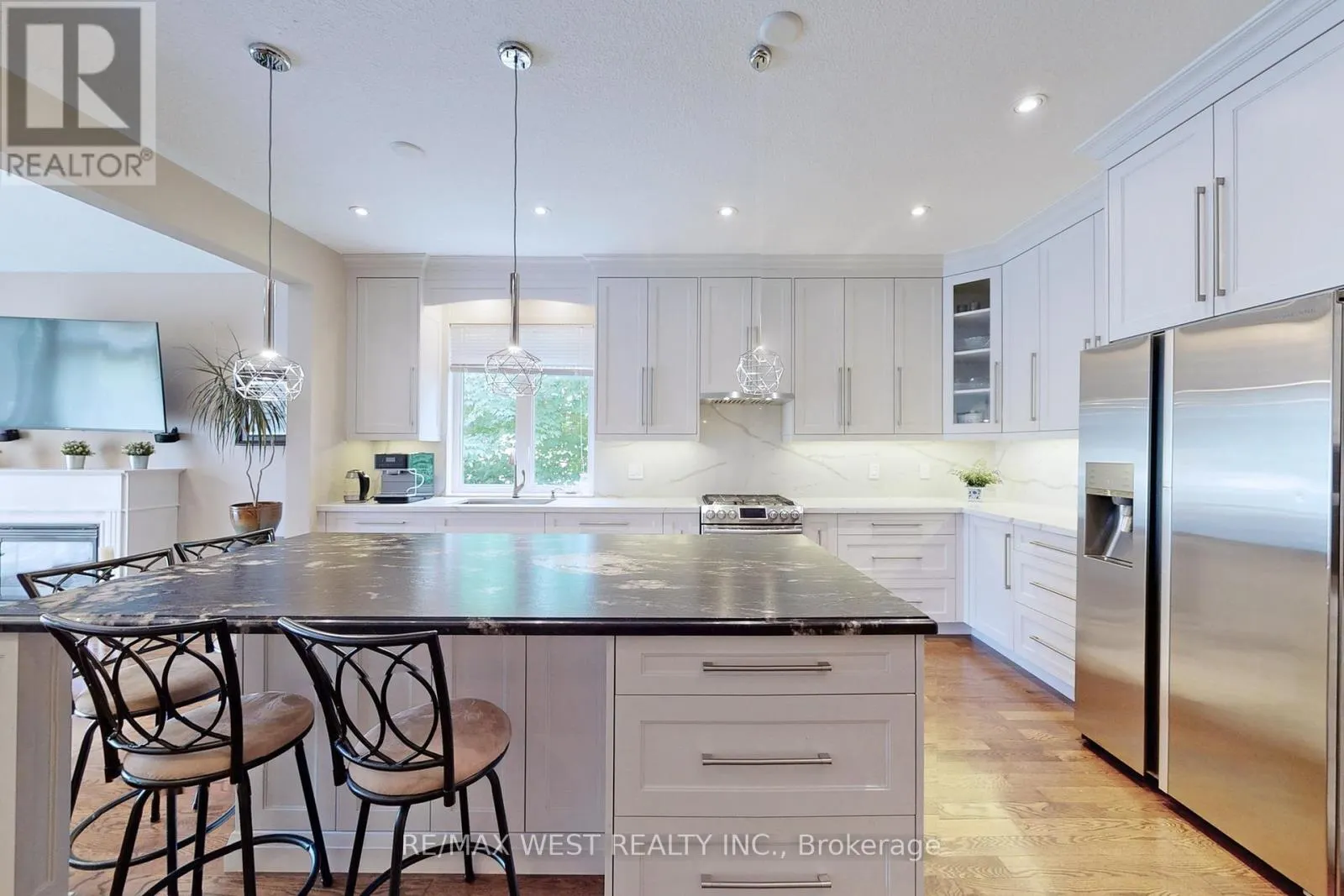 9 ABERFOYLE MILL CRESCENT