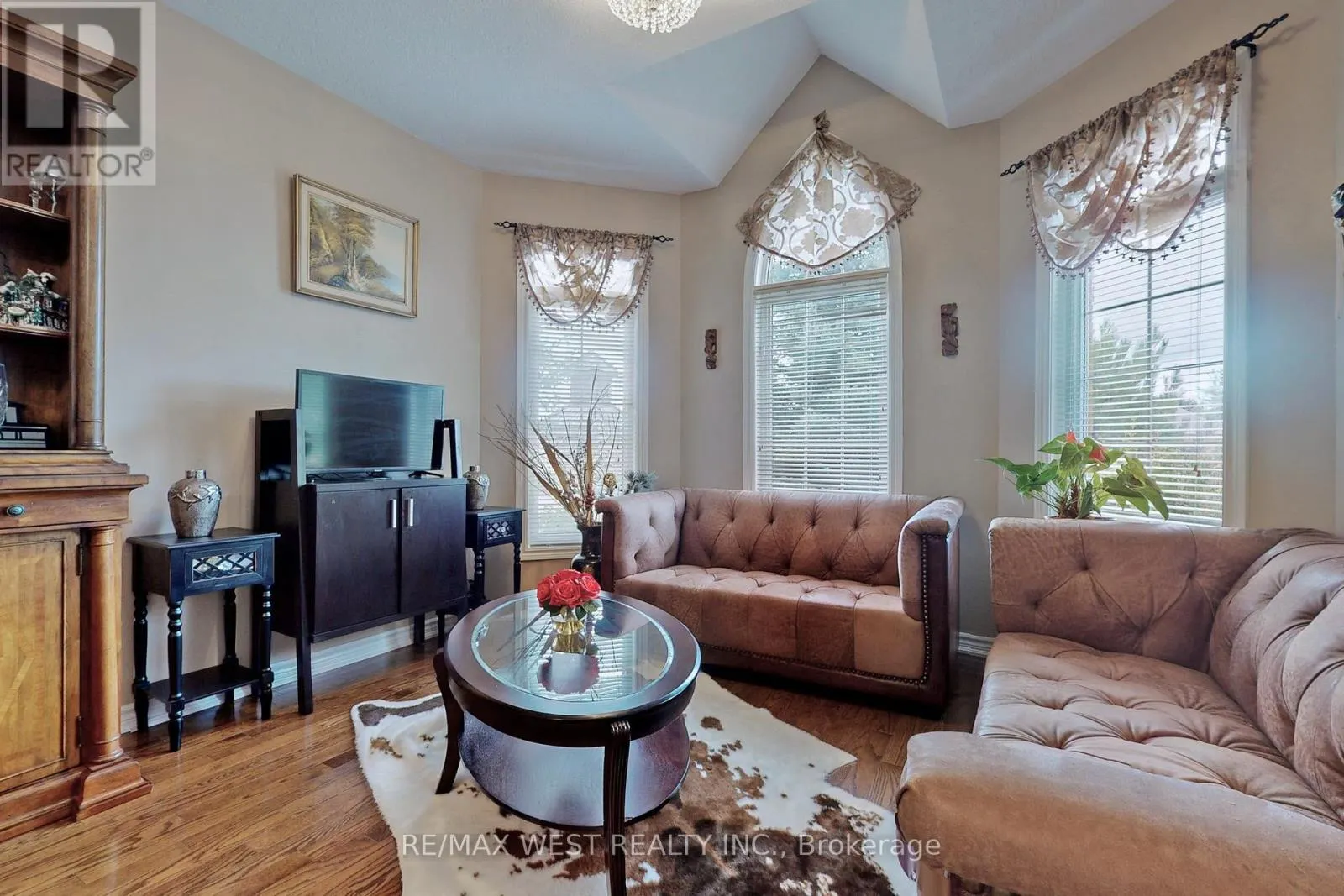 9 ABERFOYLE MILL CRESCENT