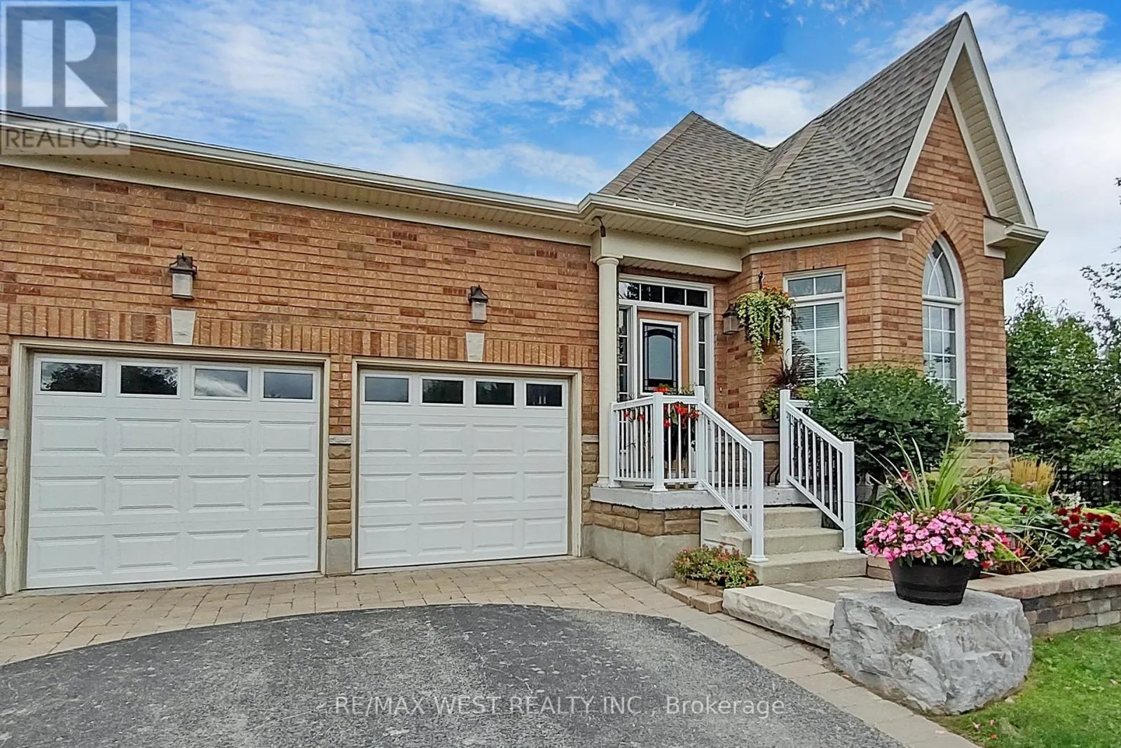 9 ABERFOYLE MILL CRESCENT