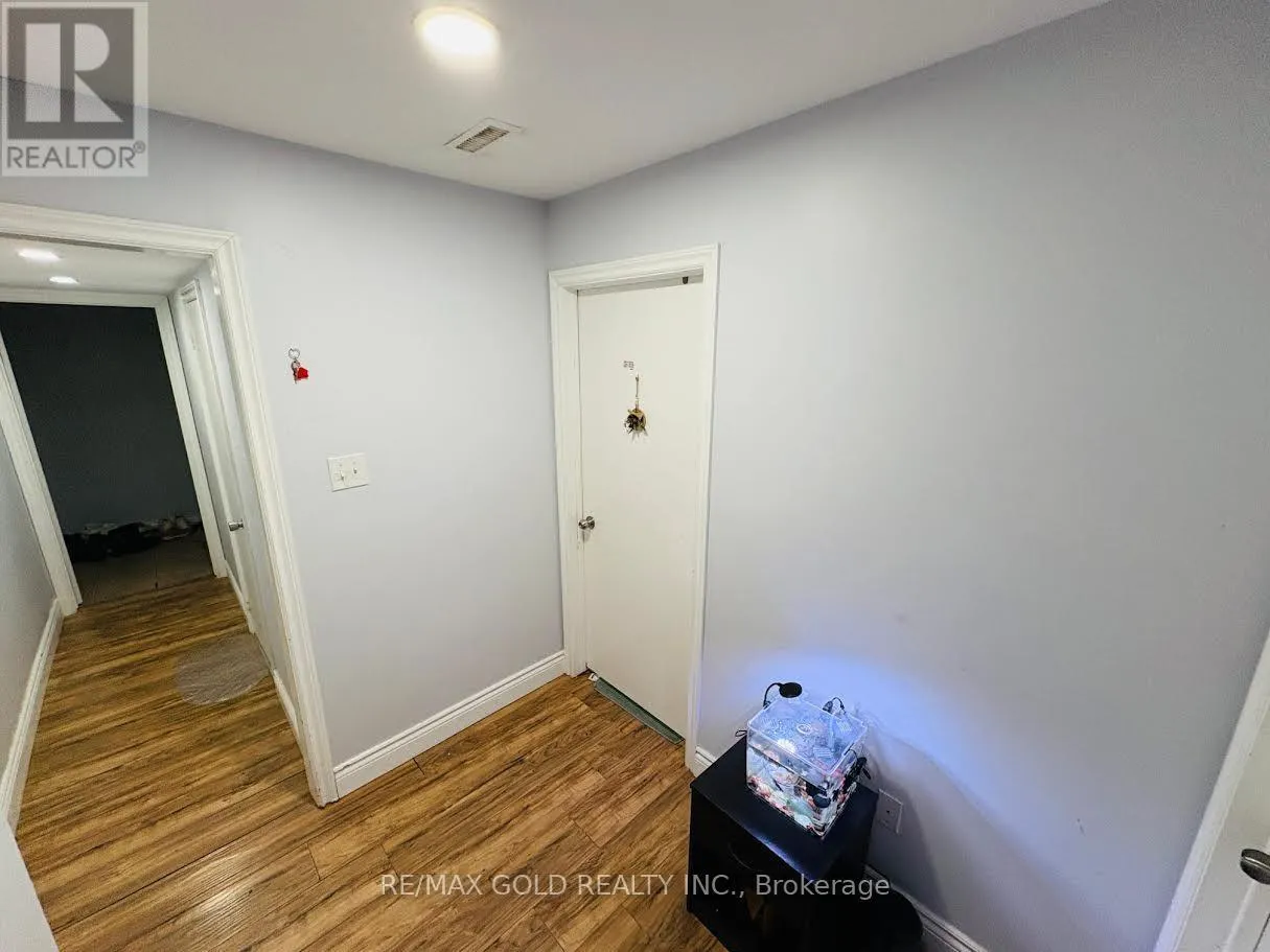 56 TUMBLEWEED CRESCENT
