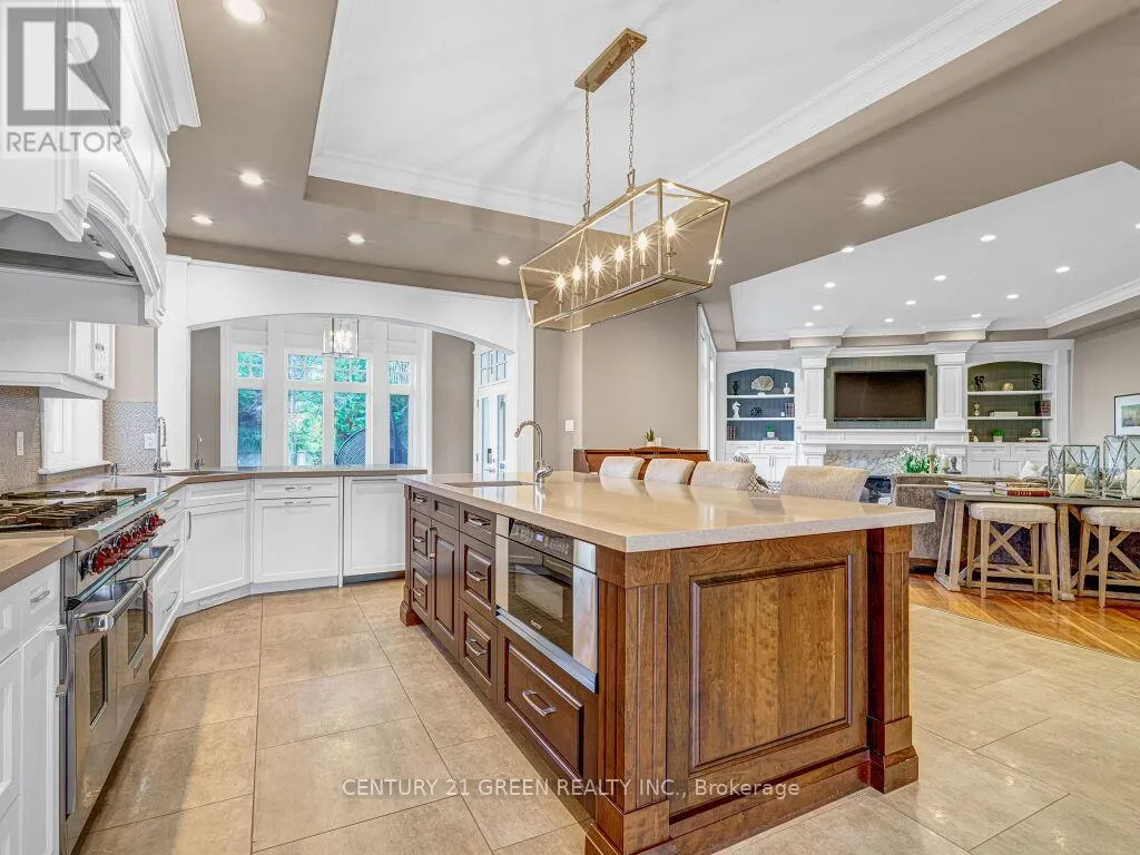 39 BROOKHAVEN CRESCENT