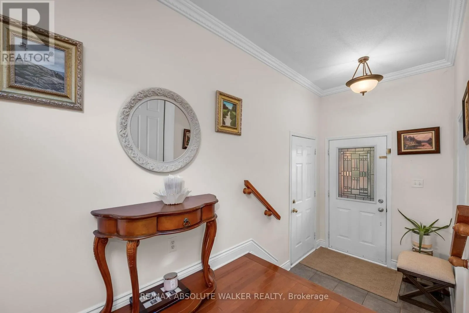 607 AQUAVIEW DRIVE