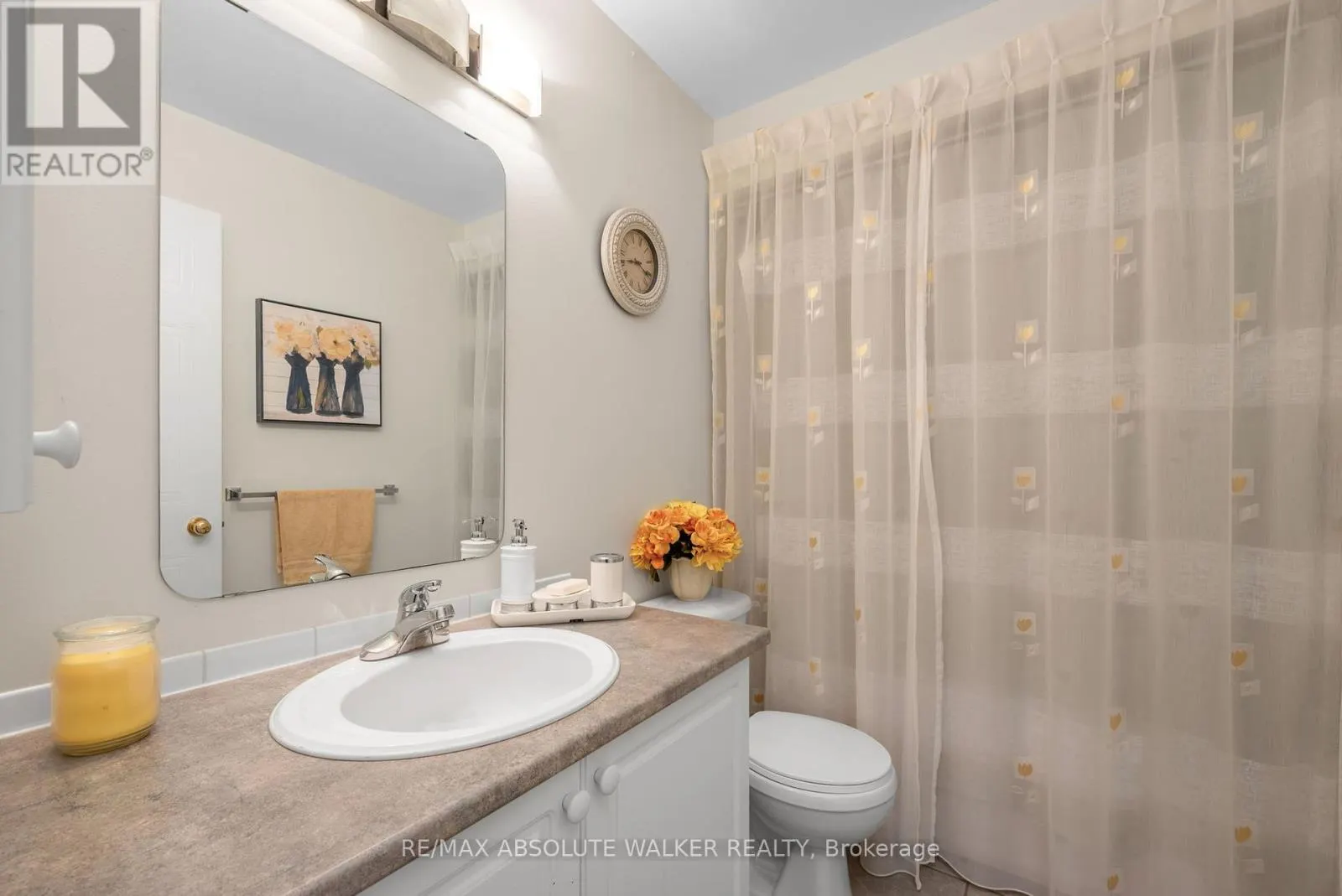 607 AQUAVIEW DRIVE