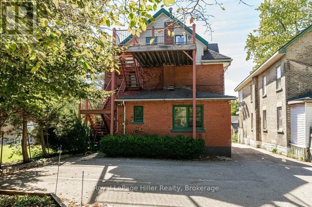 112 HURON STREET